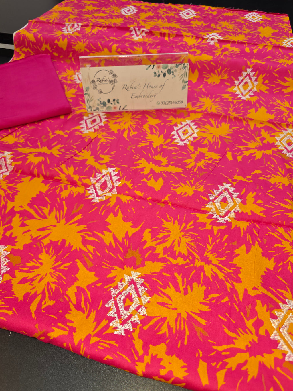 Bareeze lawn 3pc printed plus embroidery