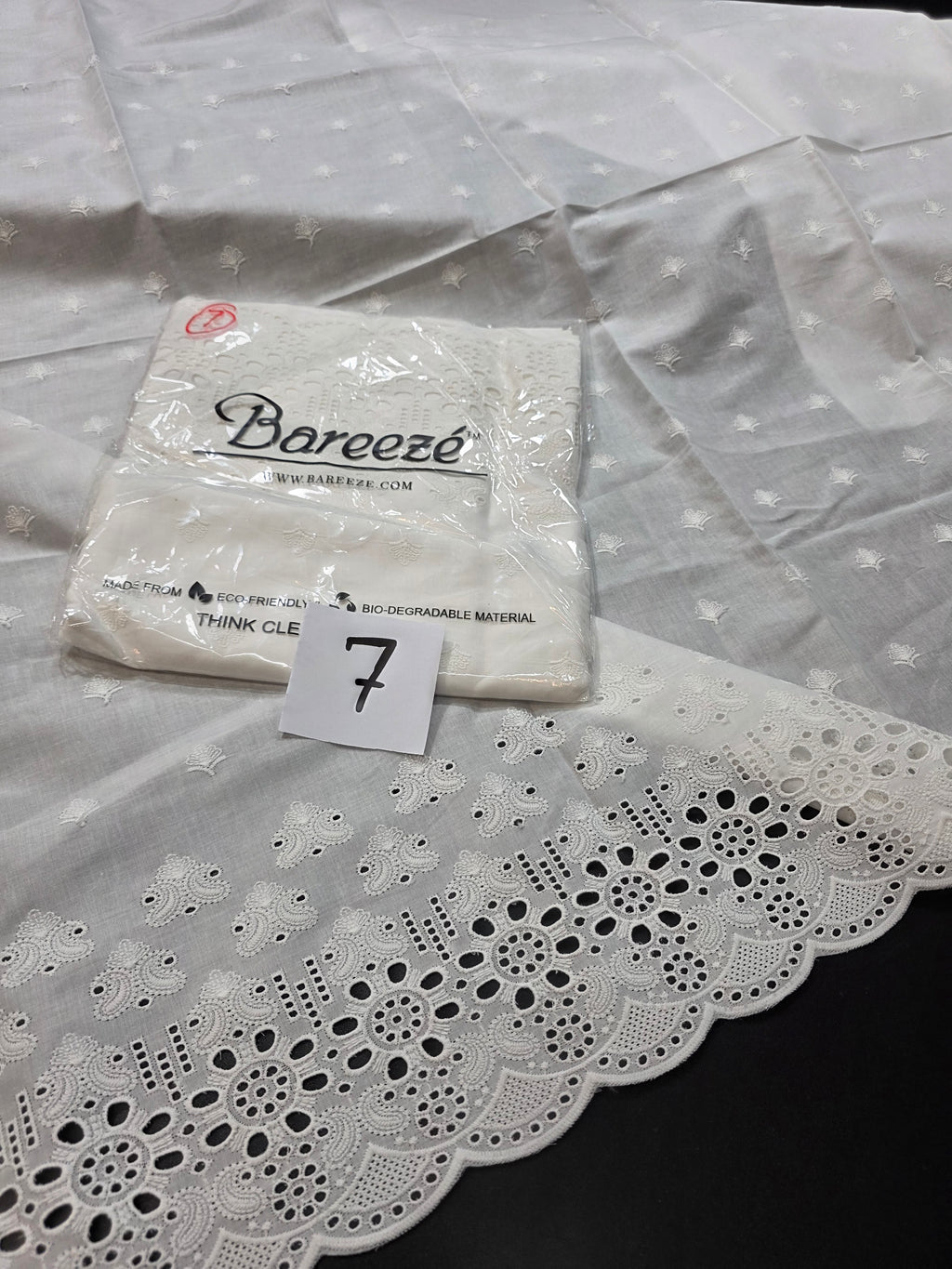 Embroidered trouser 7