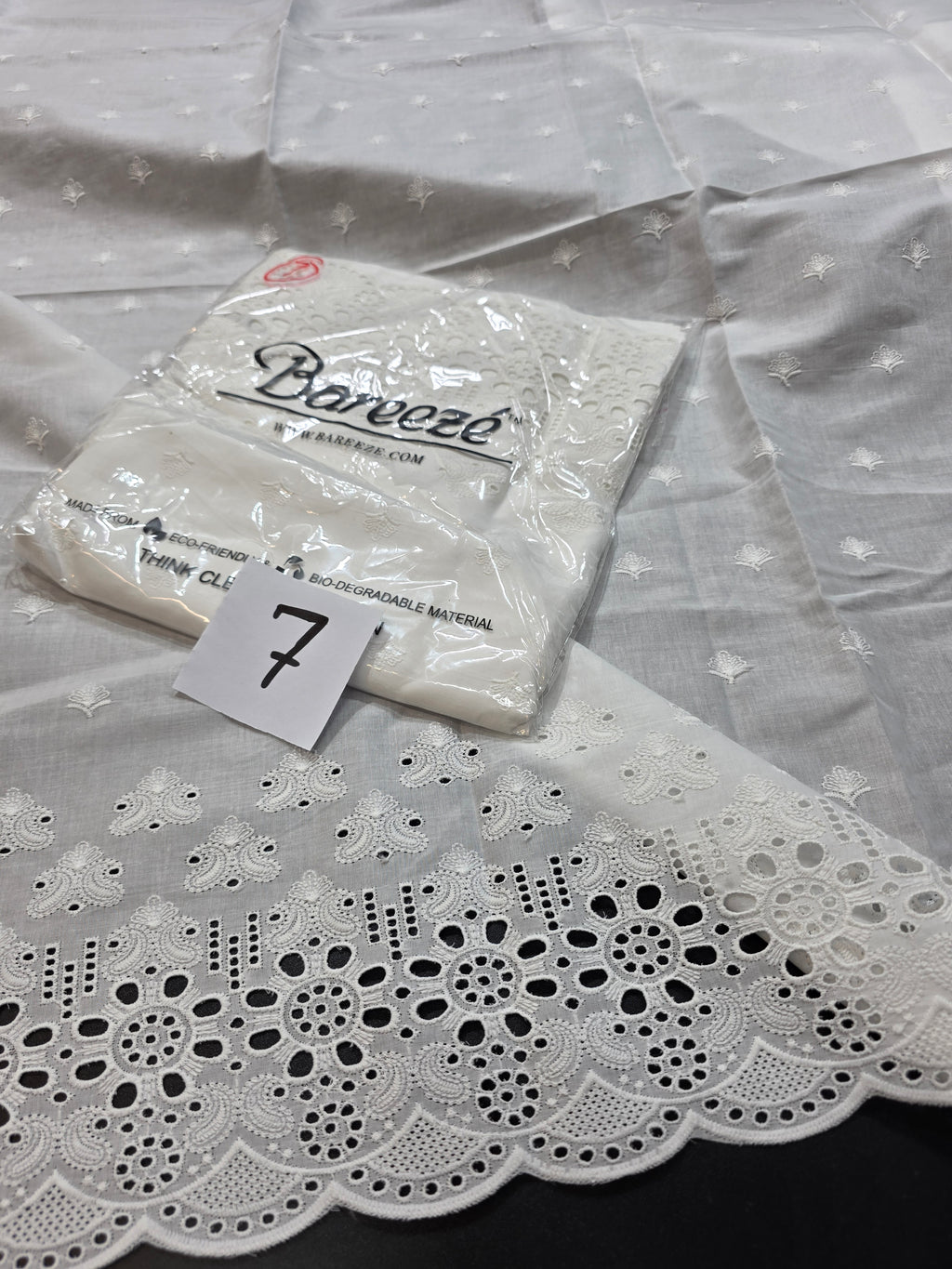 Embroidered trouser 7