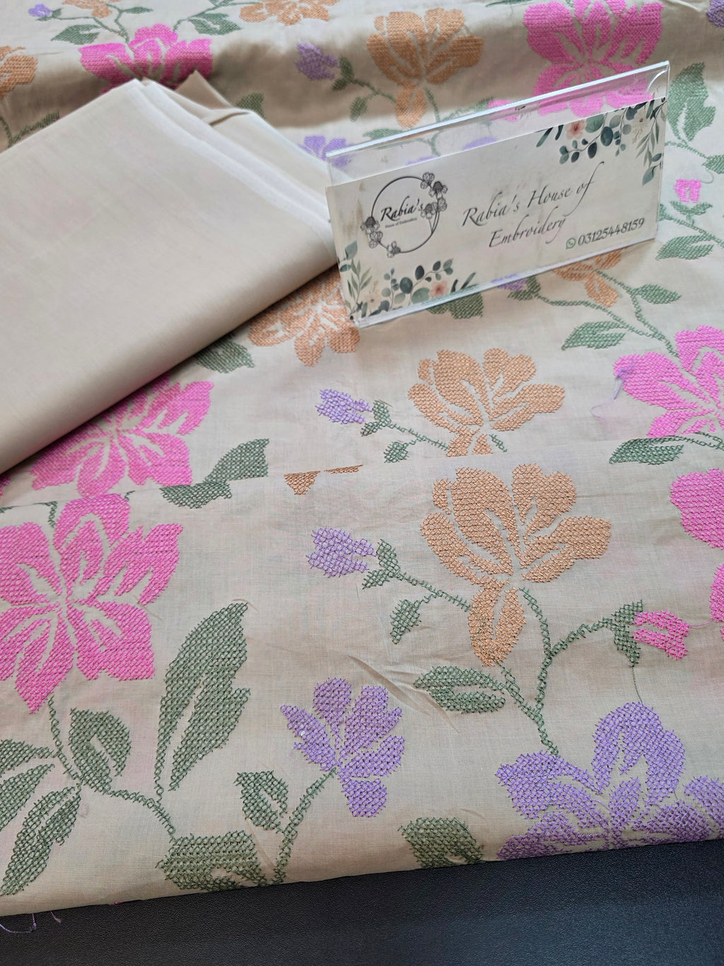 Bareeze embroidered lawn 2pc
