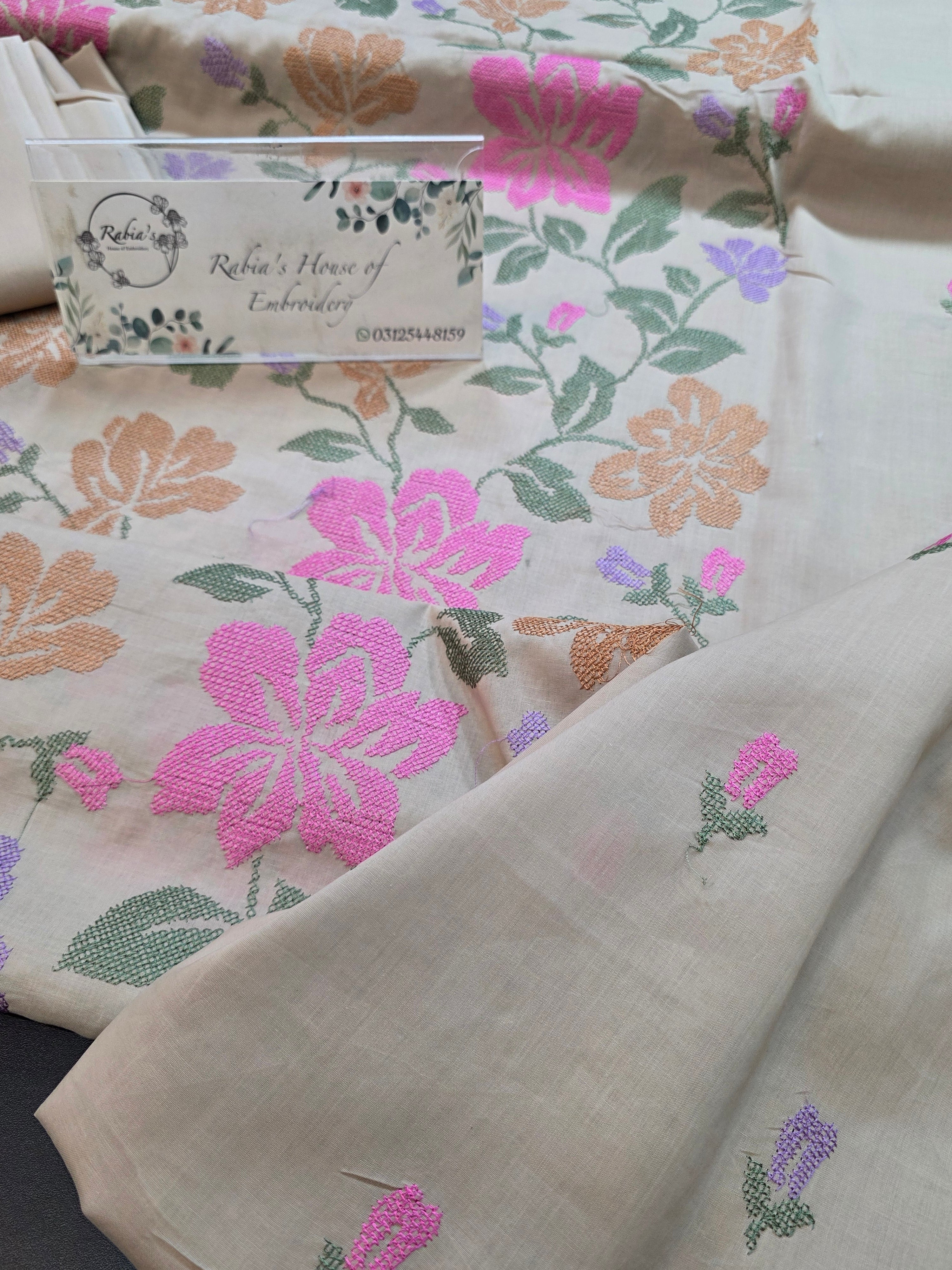 Bareeze embroidered lawn 2pc