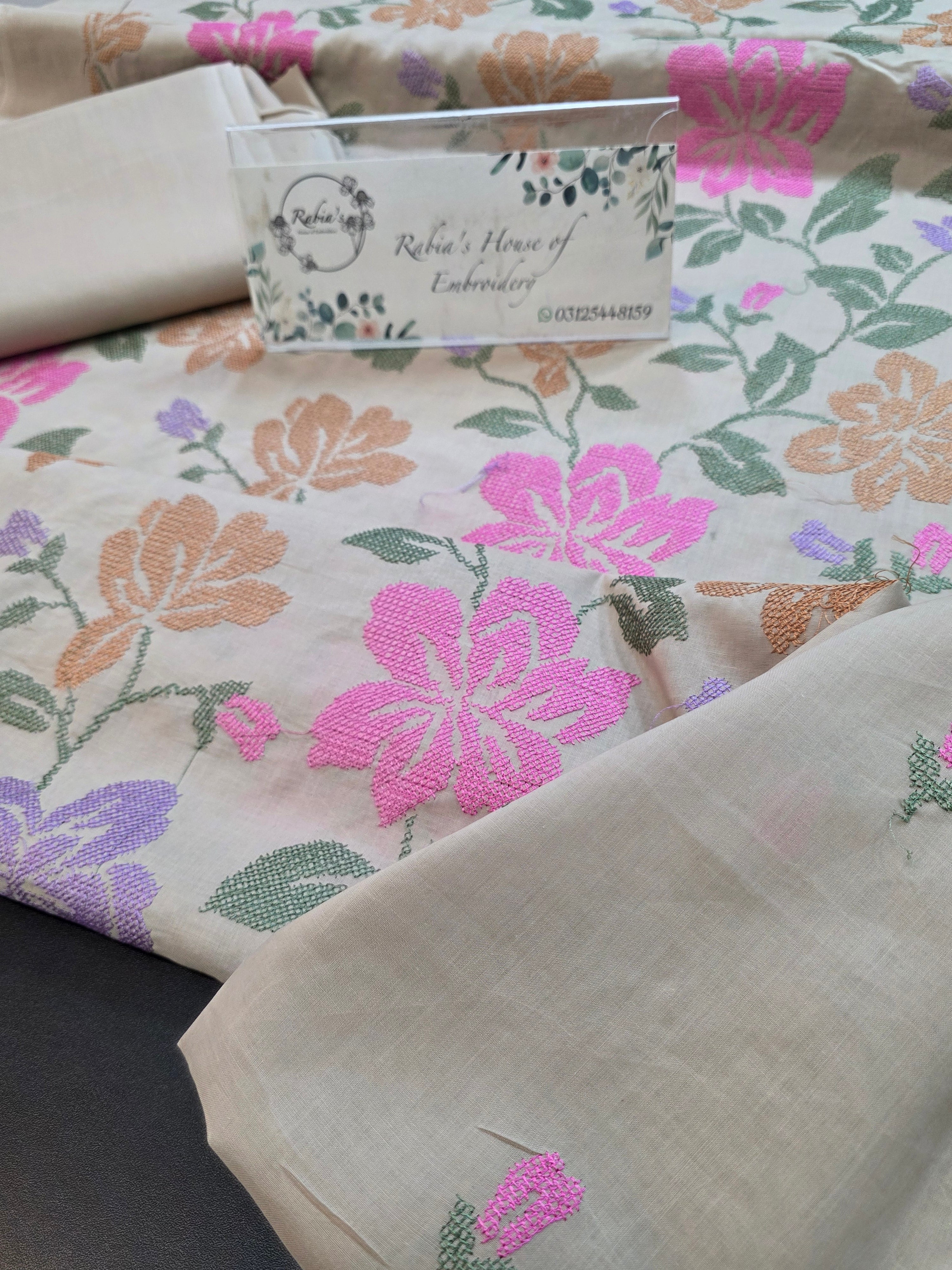 Bareeze embroidered lawn 2pc