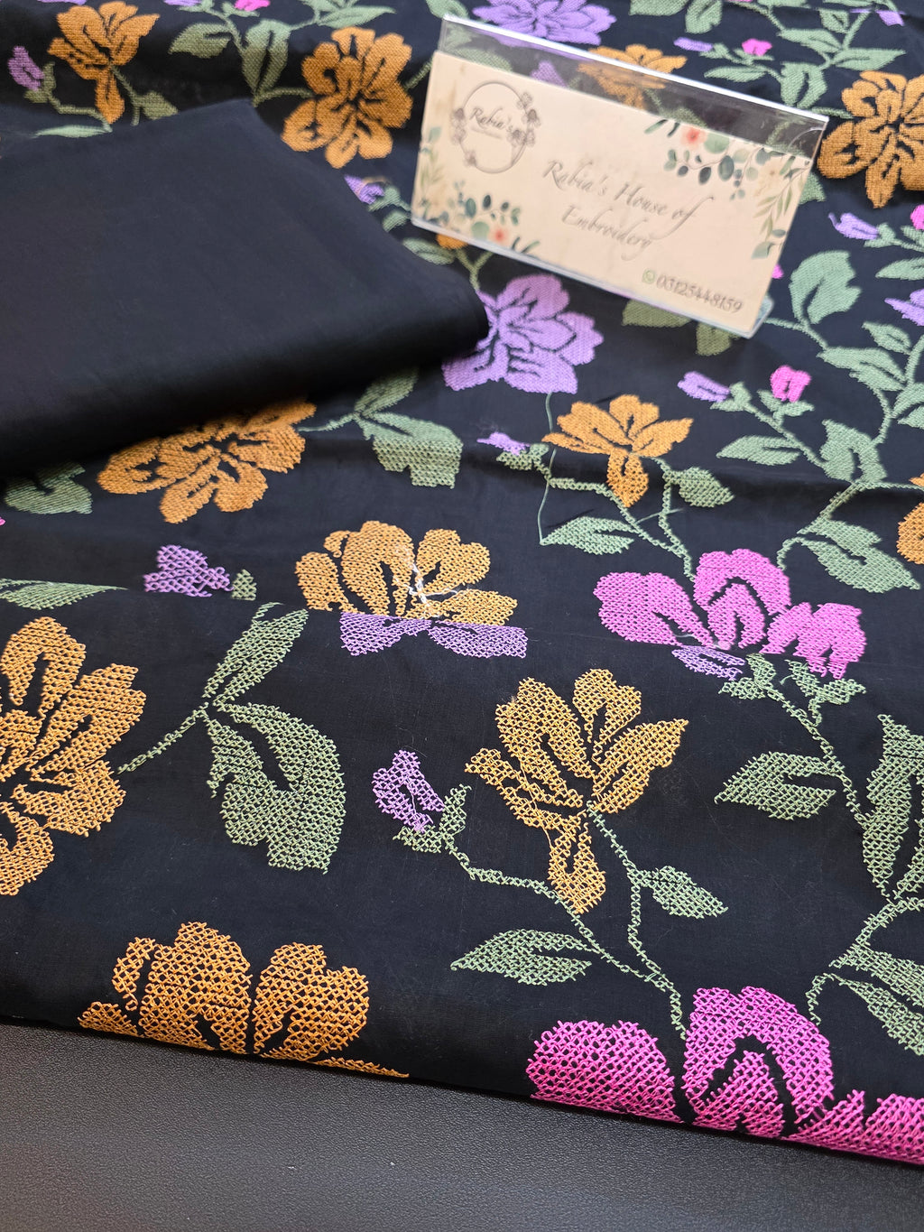 Bareeze embroidered lawn 2pc