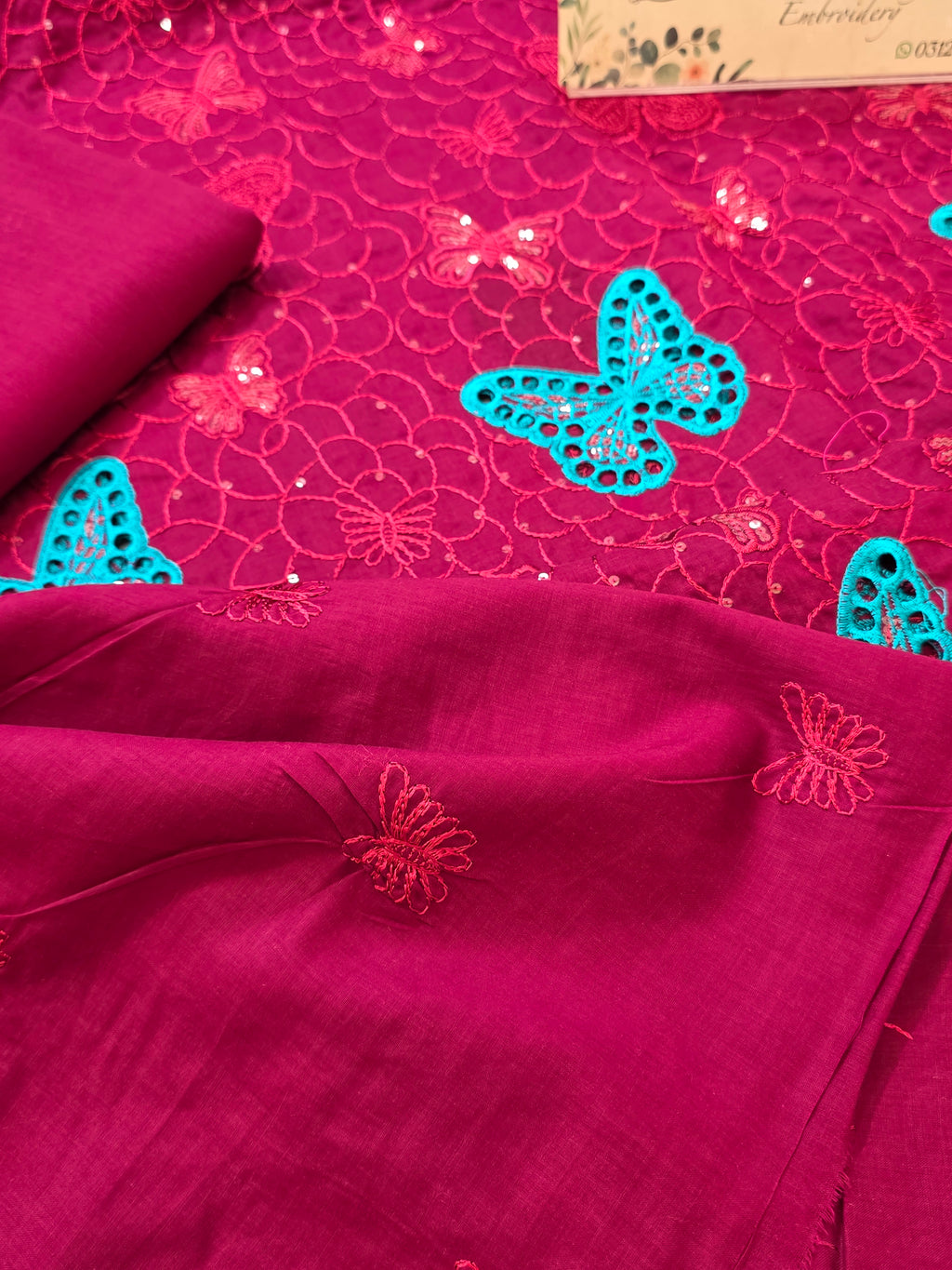 Bareeze embroidered lawn 2pc