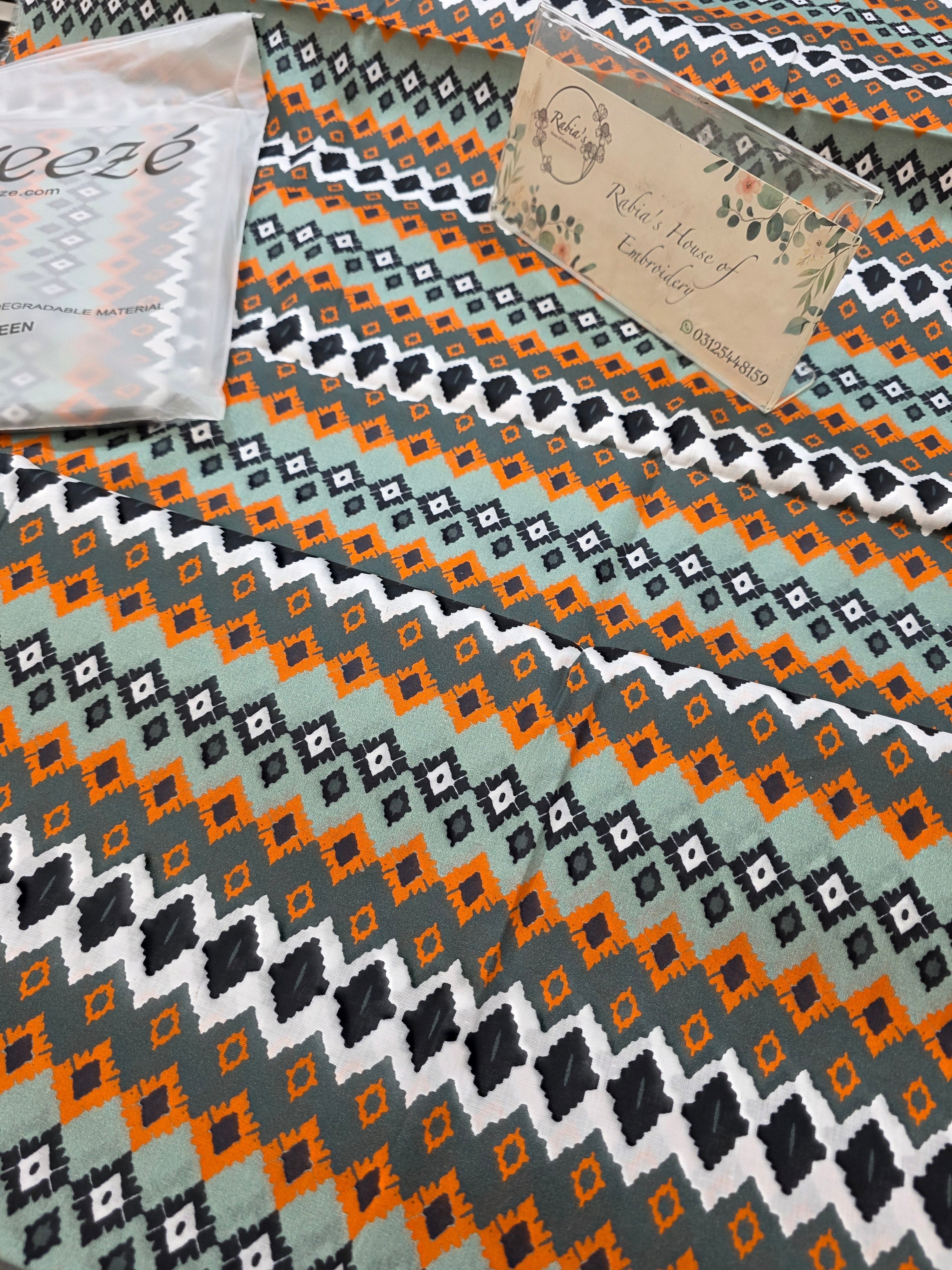 Bareeze lawn 2pc printed
