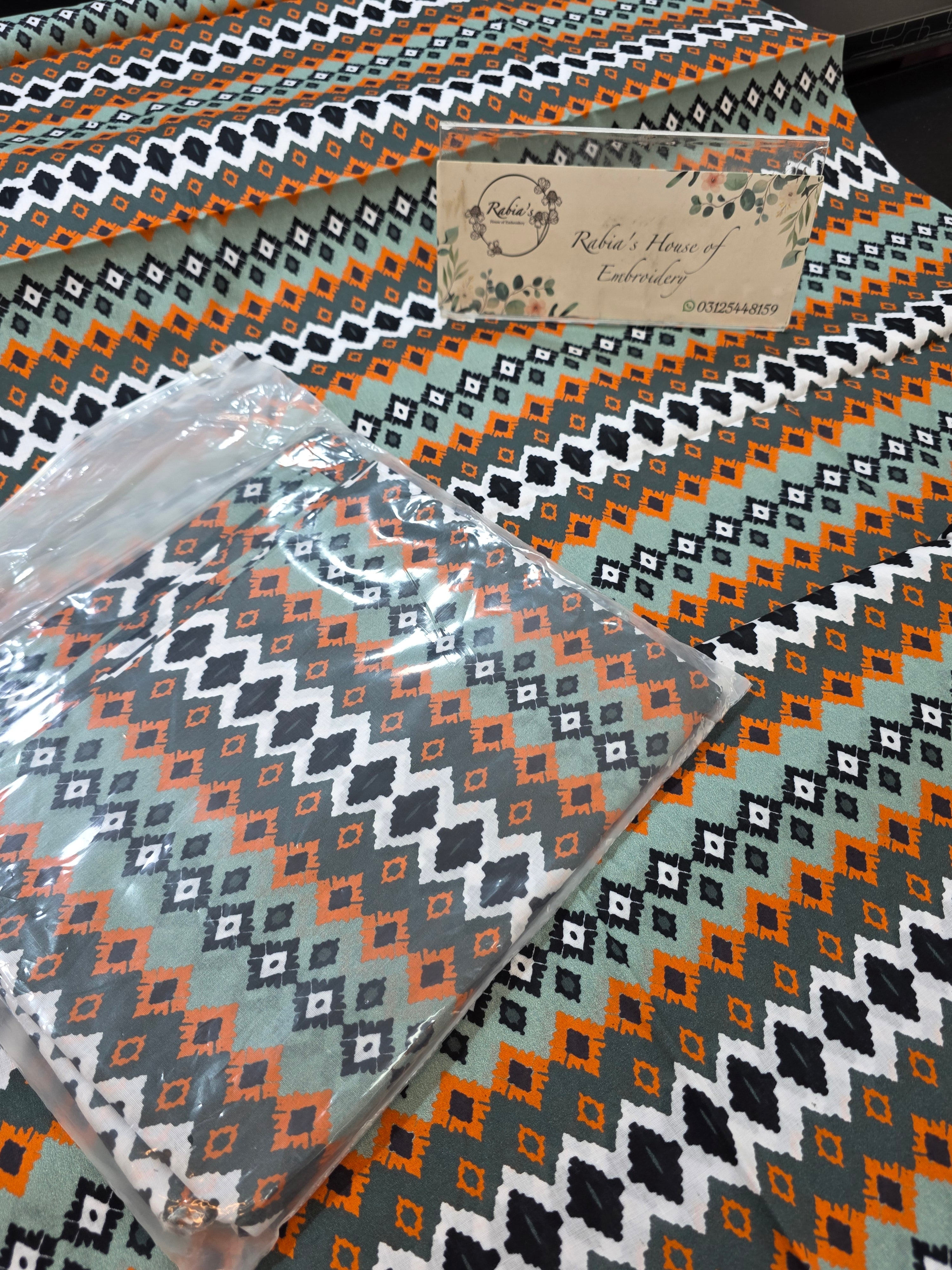 Bareeze lawn 2pc printed
