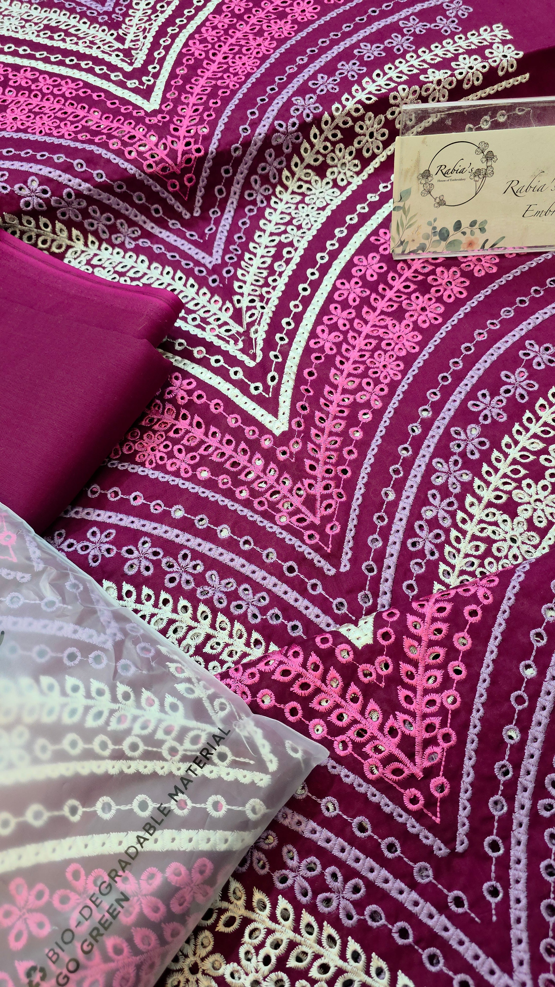 Bareeze embroidered lawn 2pc
