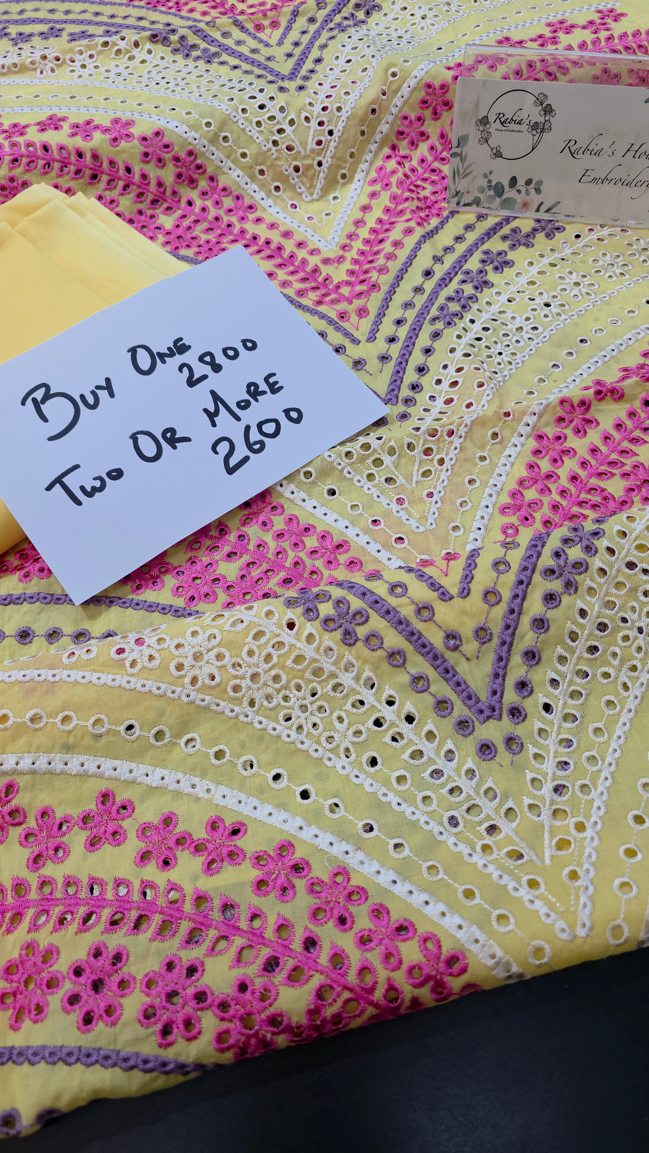Bareeze embroidered lawn 2pc