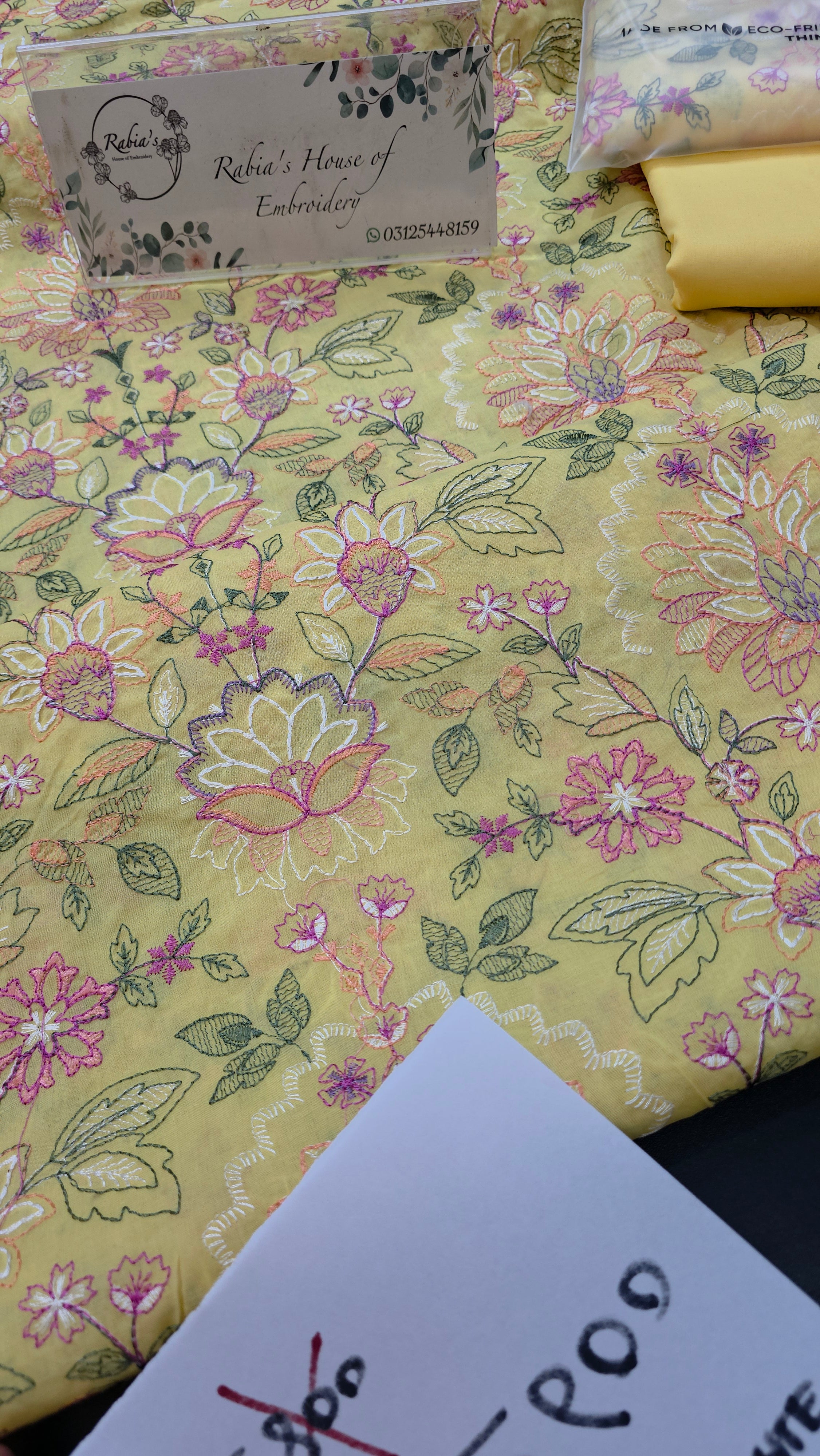 Bareeze embroidered lawn 2pc.