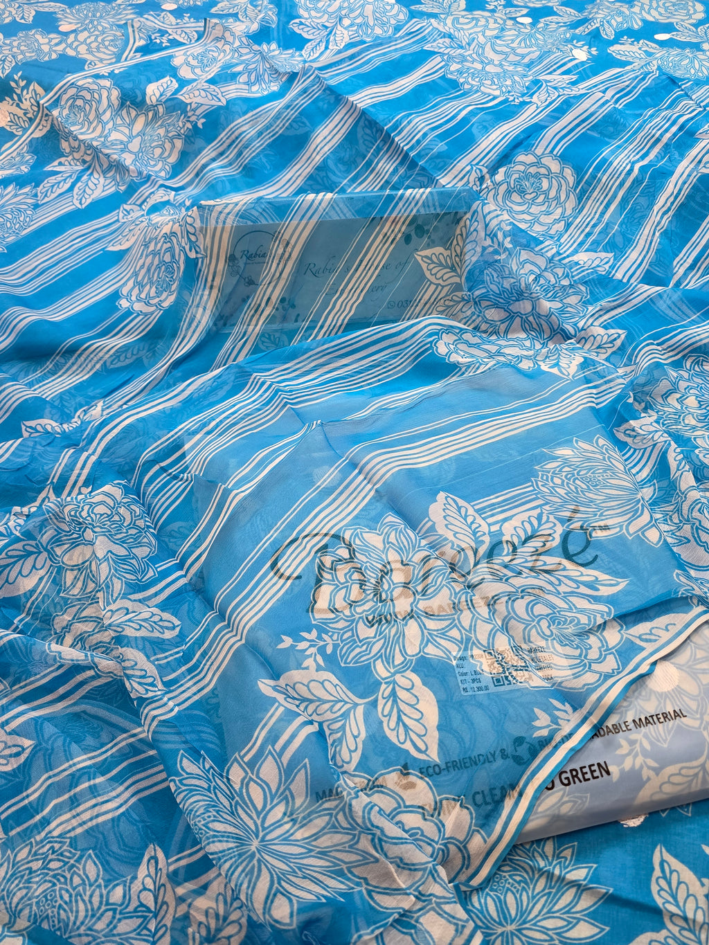 Bareeze lawn 3pc printed plus embroidery