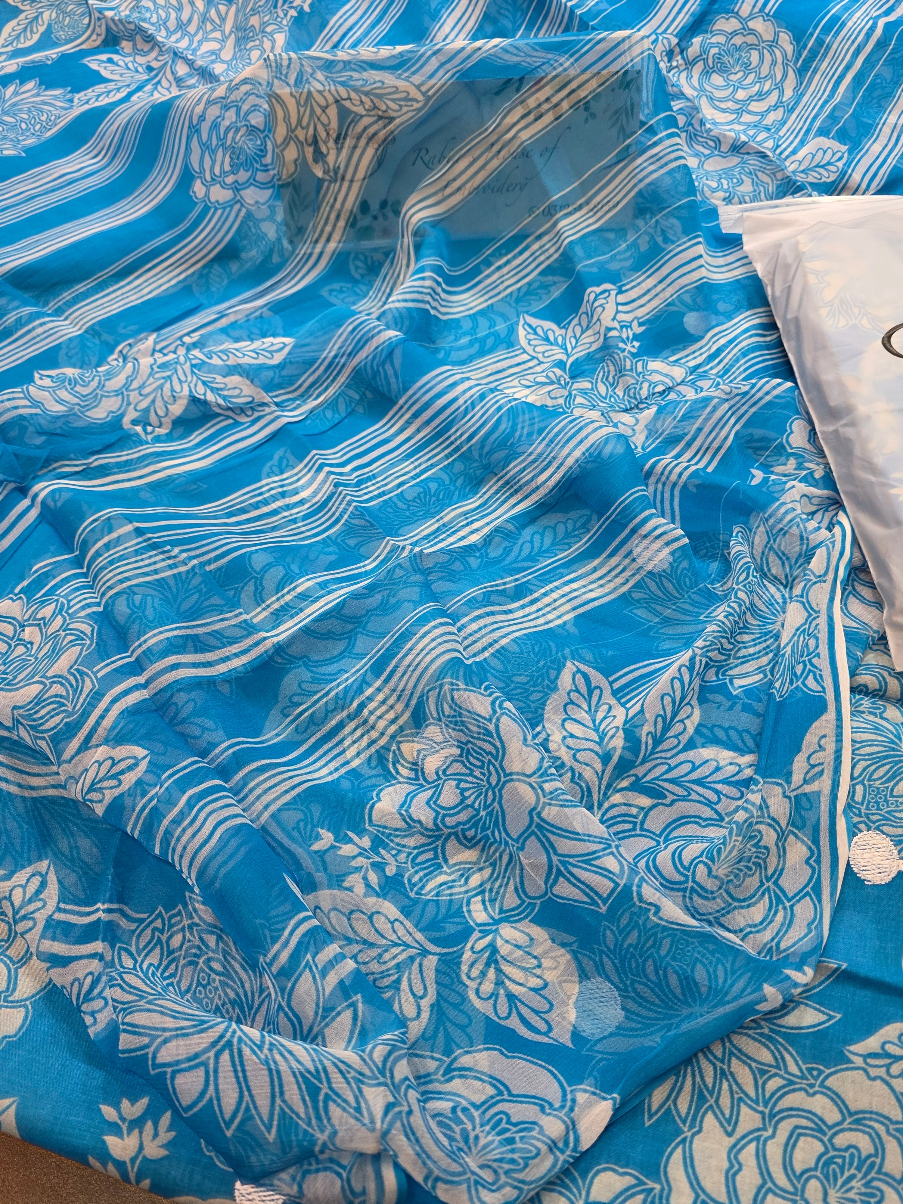 Bareeze lawn 3pc printed plus embroidery
