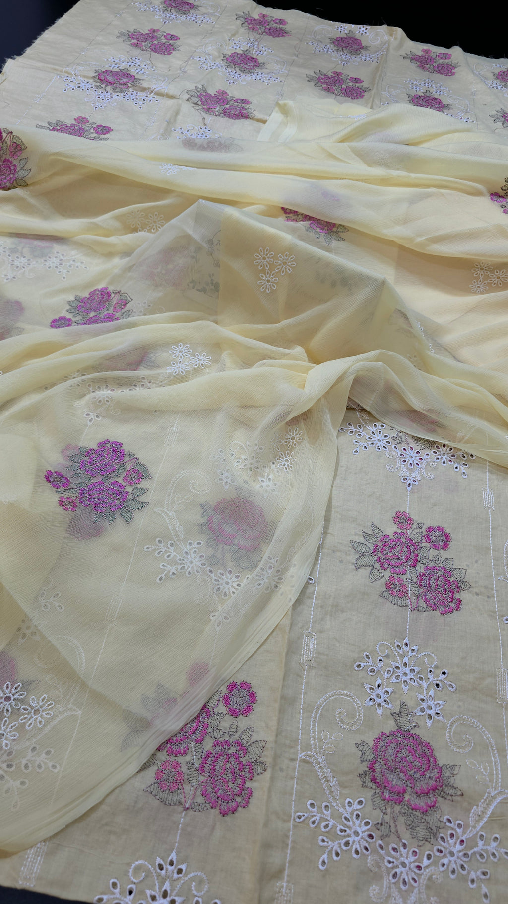 Bareeze lawn 3pc allover embroidered