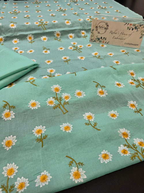Bareeze embroidered lawn 2pc