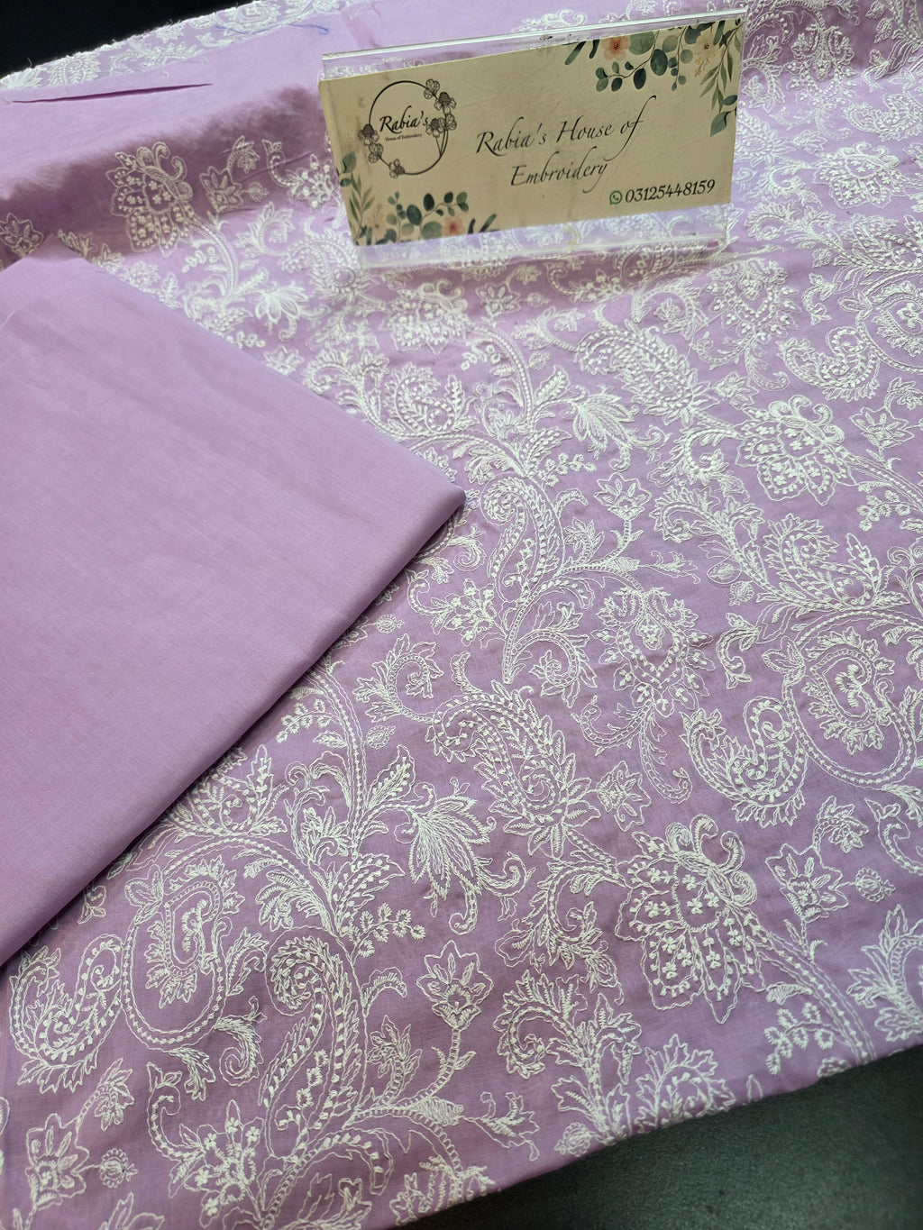 Bareeze embroidered lawn 2pc