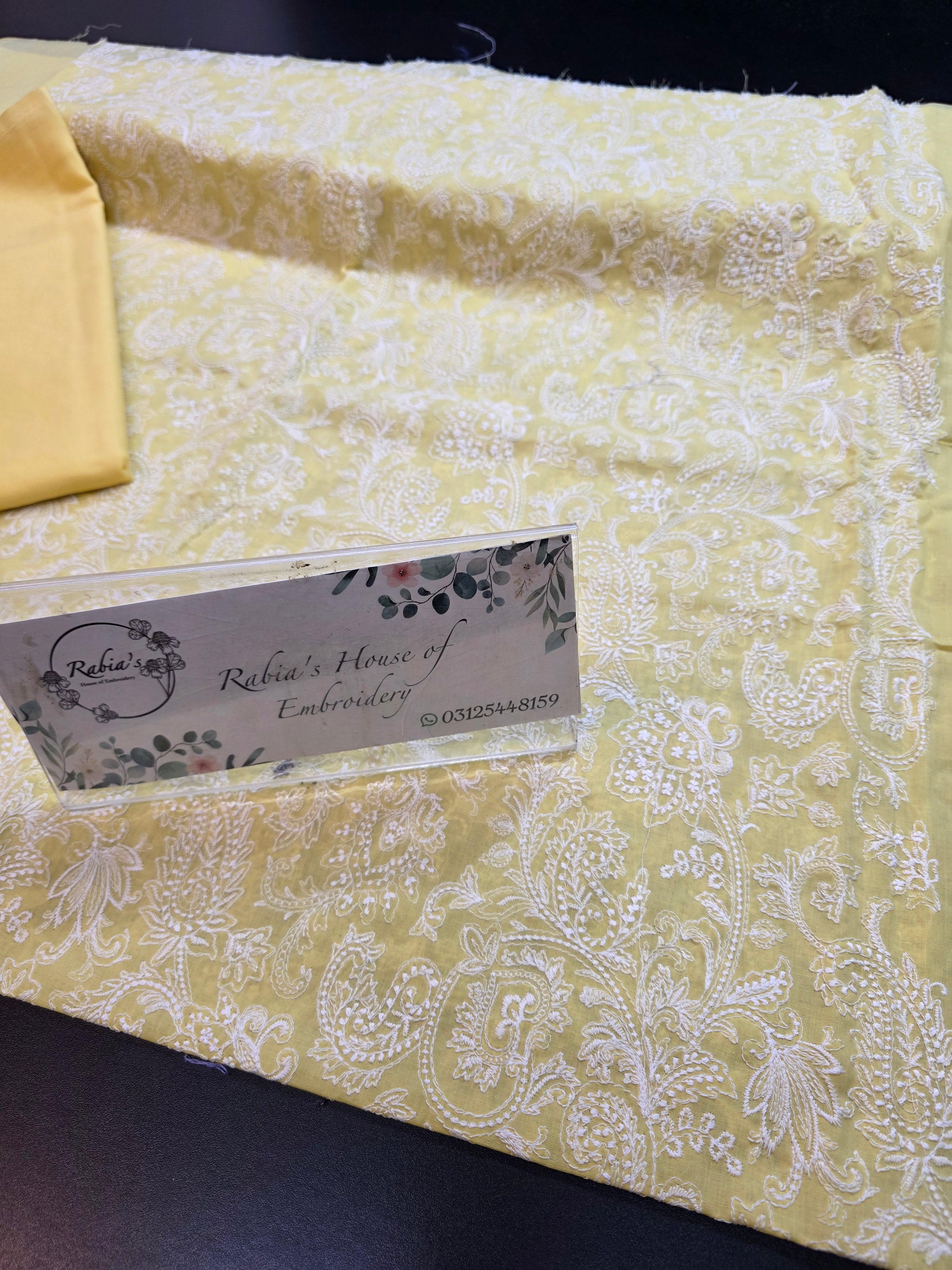 Bareeze embroidered lawn 2pc