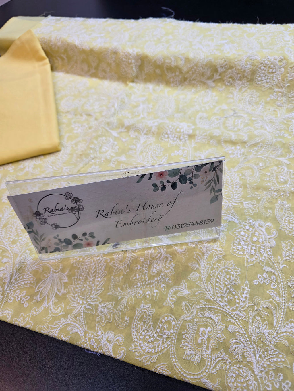 Bareeze embroidered lawn 2pc