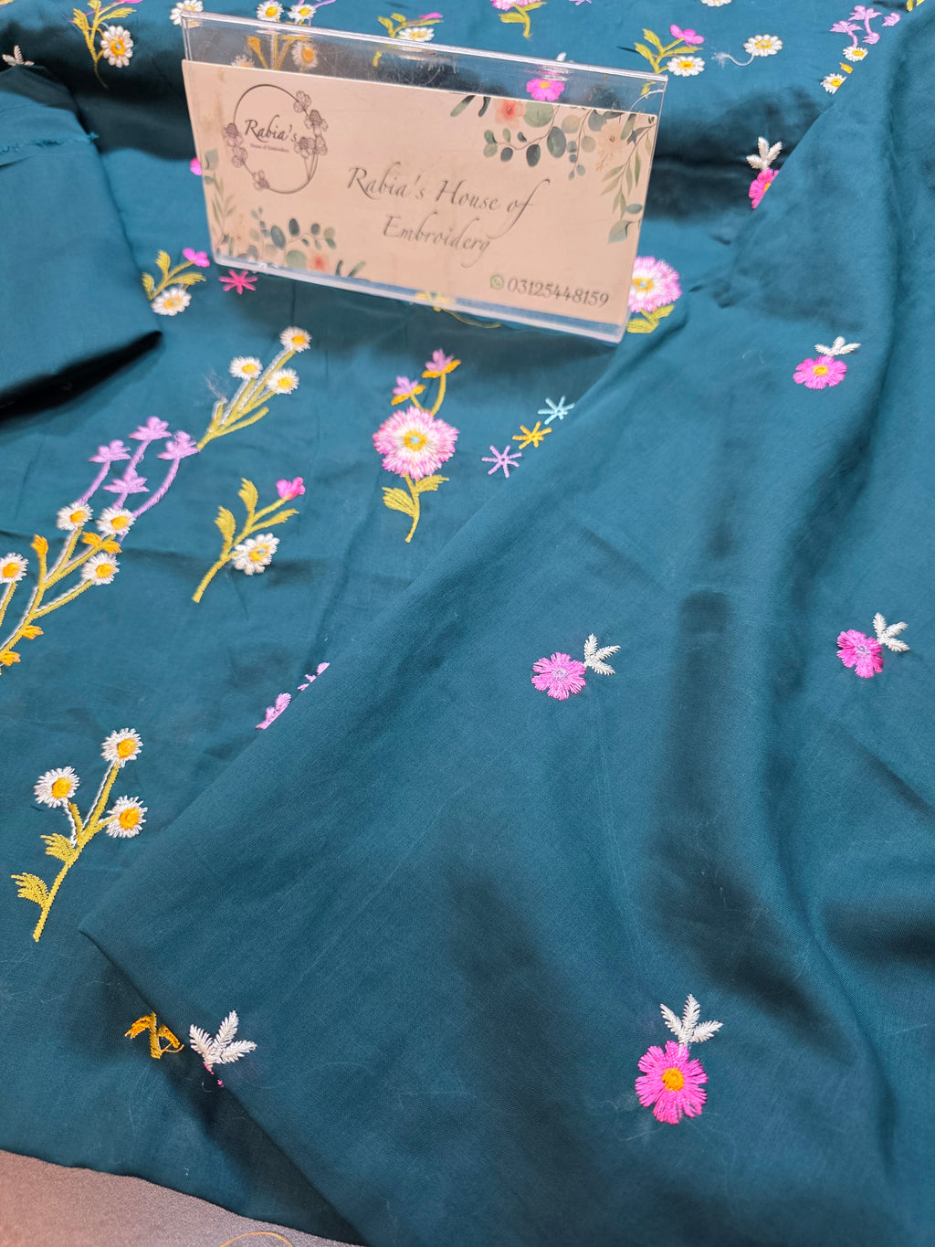 Bareeze embroidered lawn 2pc