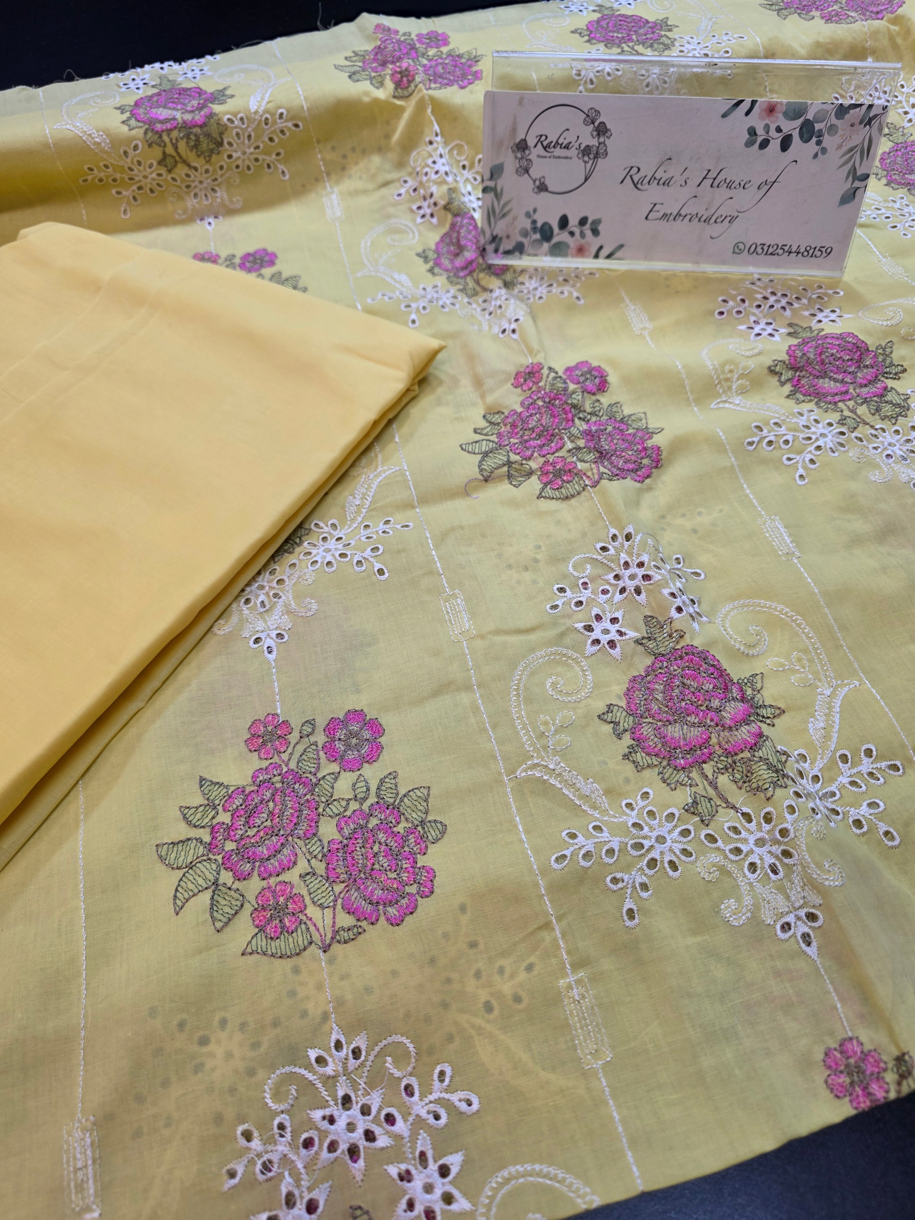Bareeze embroidered lawn 2pc