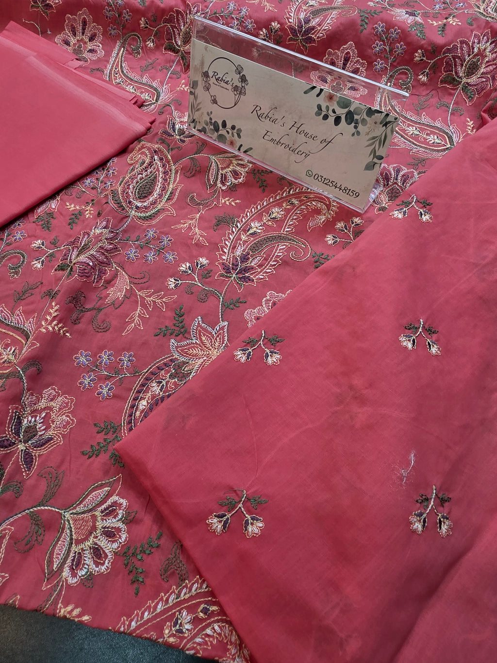 Bareeze embroidered lawn 2pc