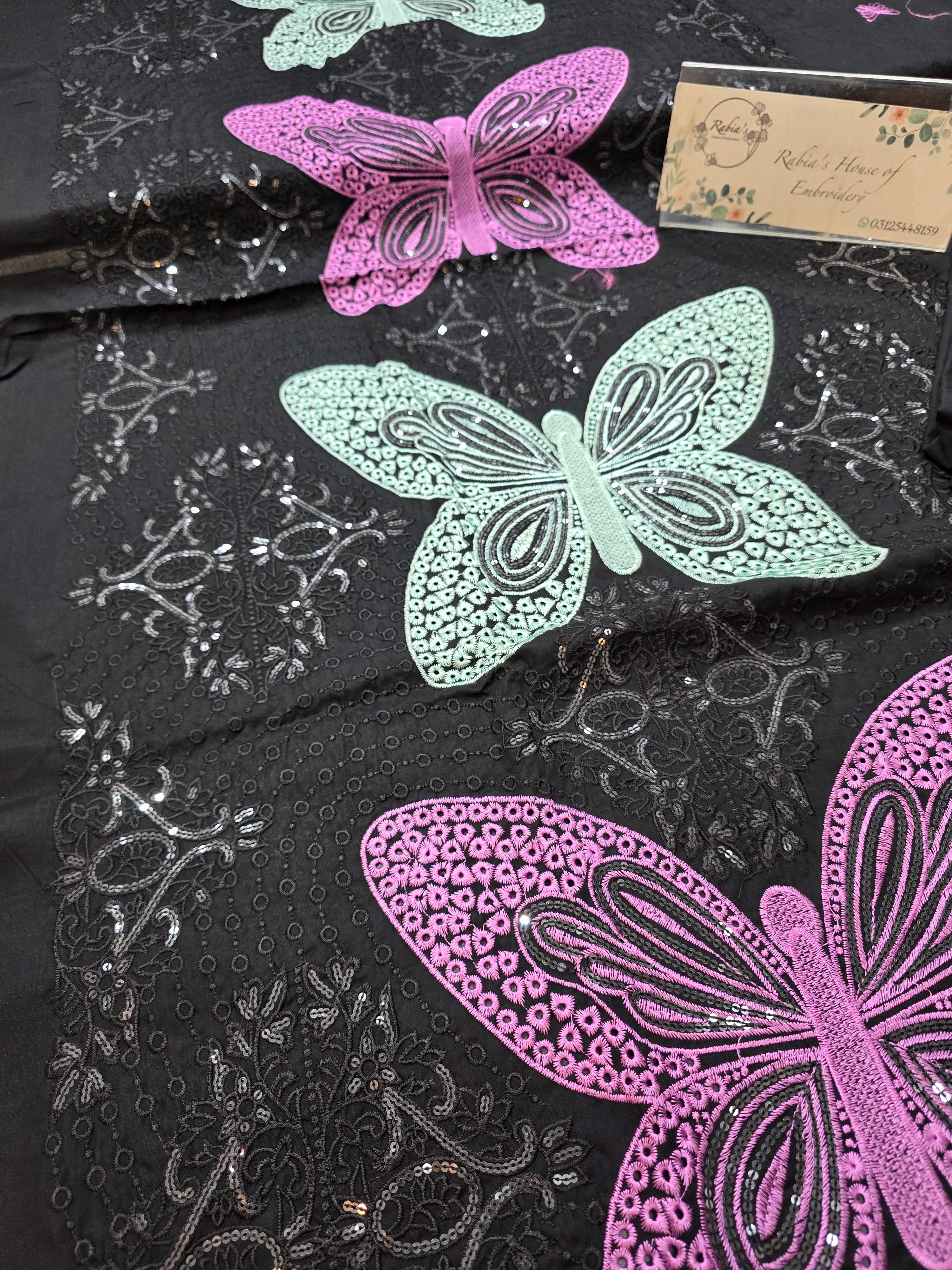 Bareeze embroidered lawn 2pc