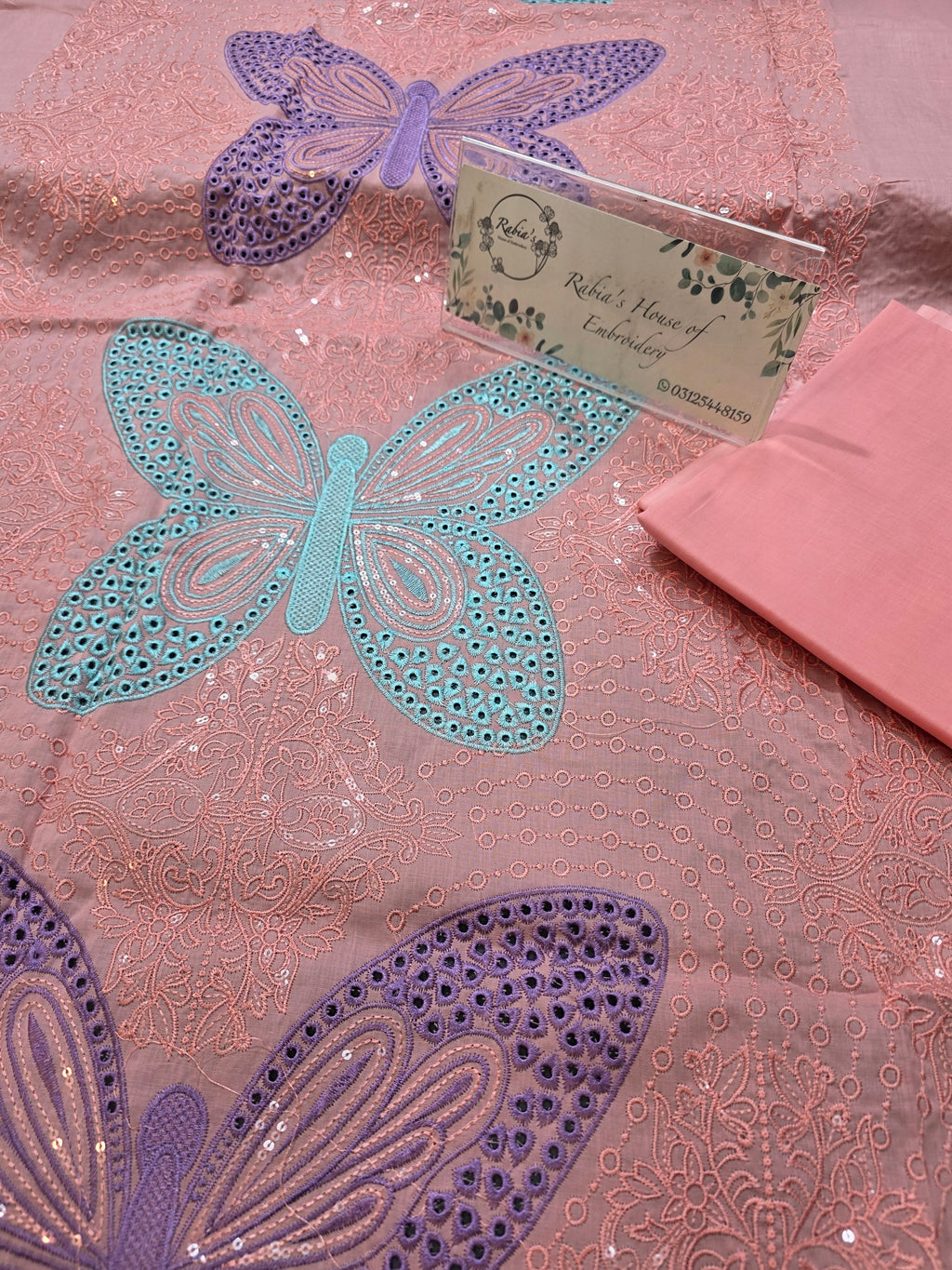 Bareeze embroidered lawn 2pc
