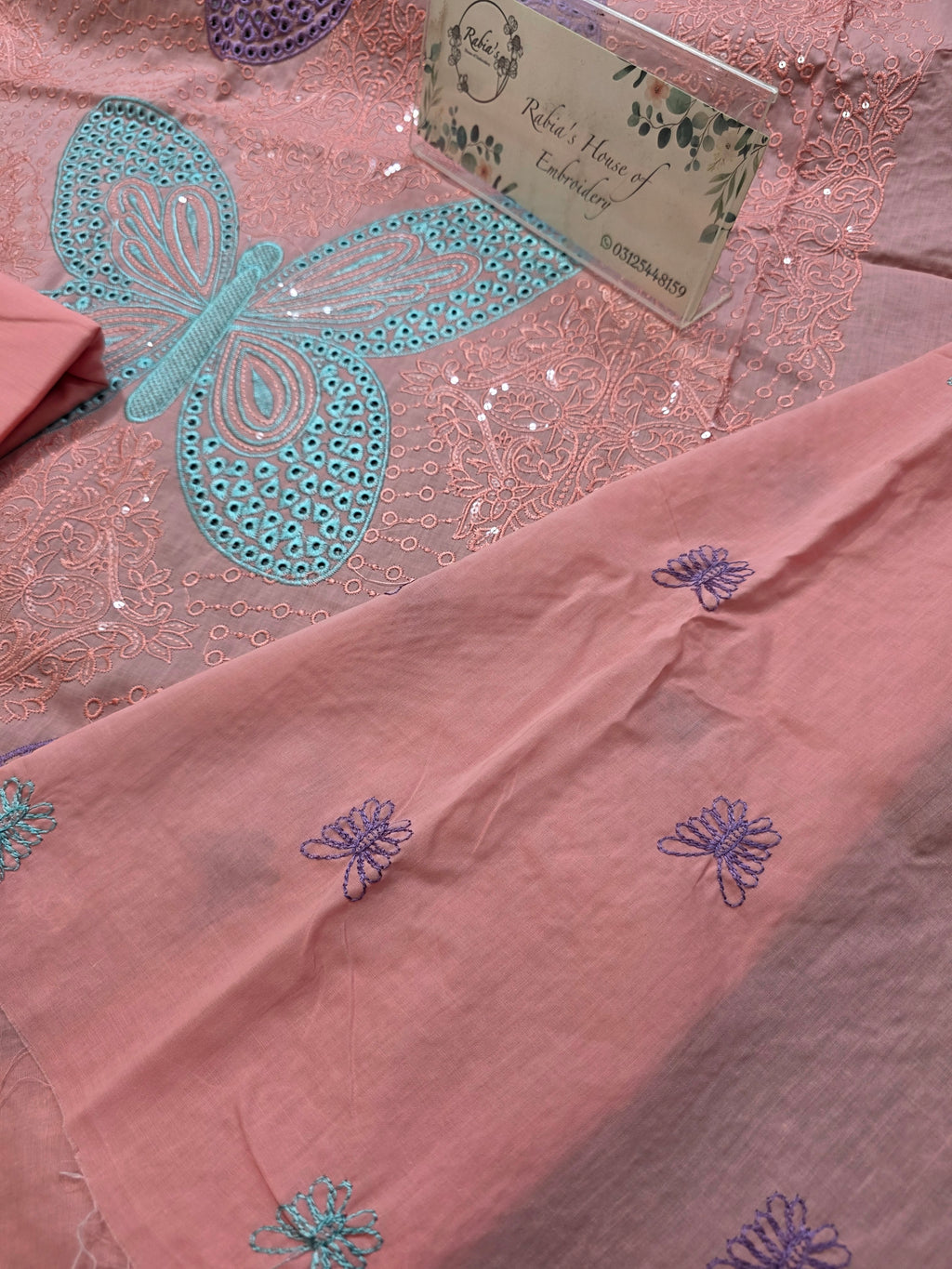 Bareeze embroidered lawn 2pc