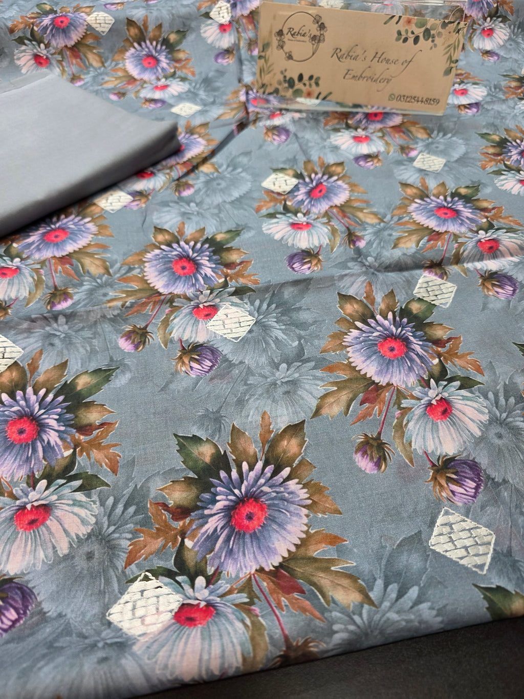 Bareeze lawn 3pc printed plus embroidery