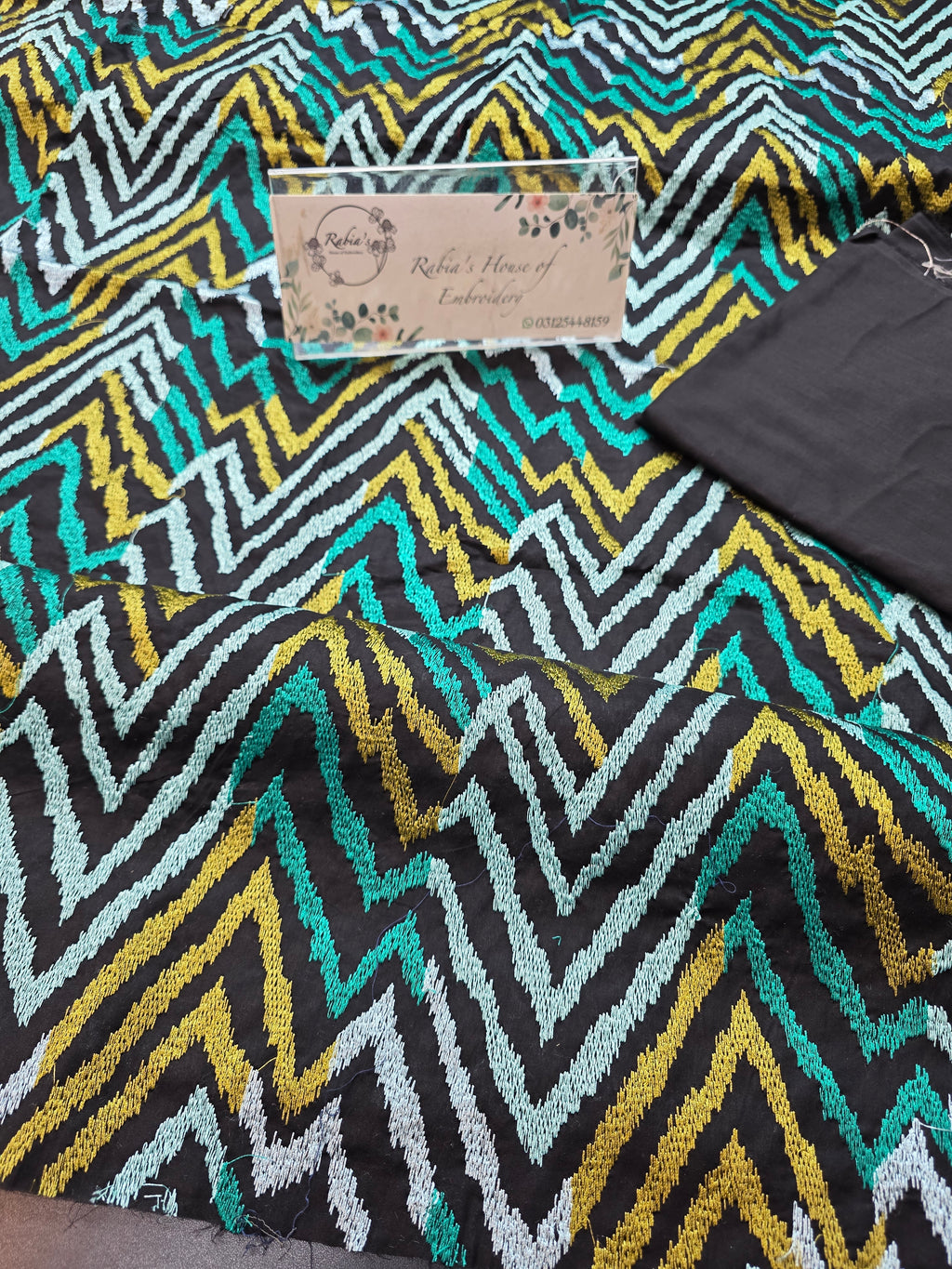 Bareeze lawn 3pc allover embroidered