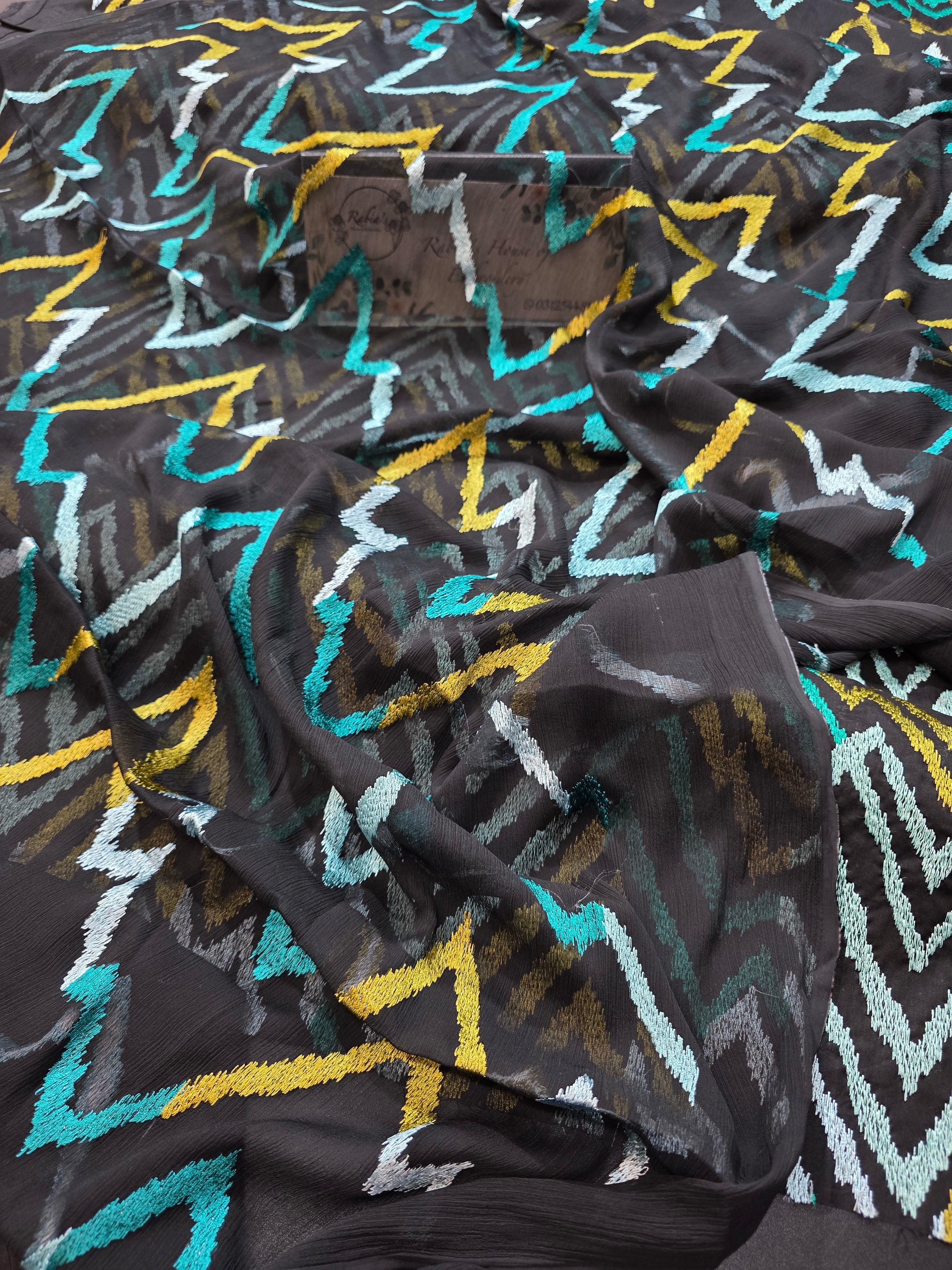 Bareeze lawn 3pc allover embroidered