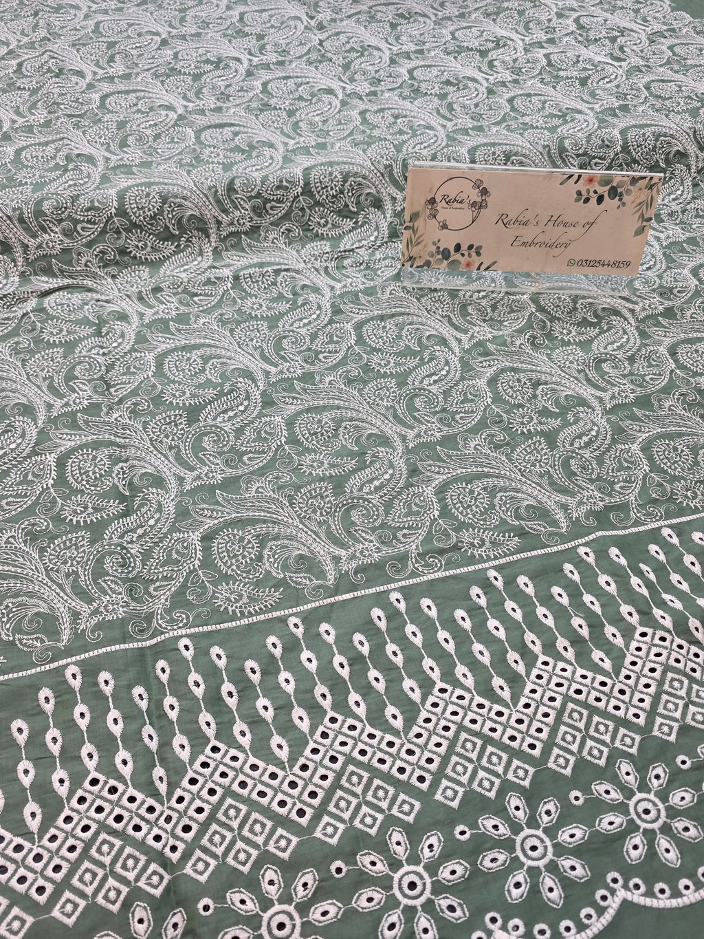 Lawn 4pc with chiffon duppatta