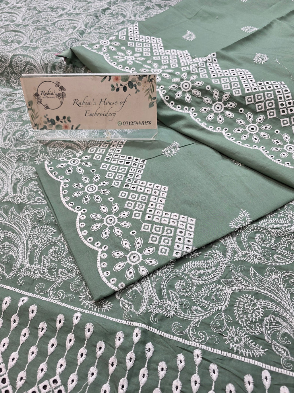 Lawn 4pc with chiffon duppatta