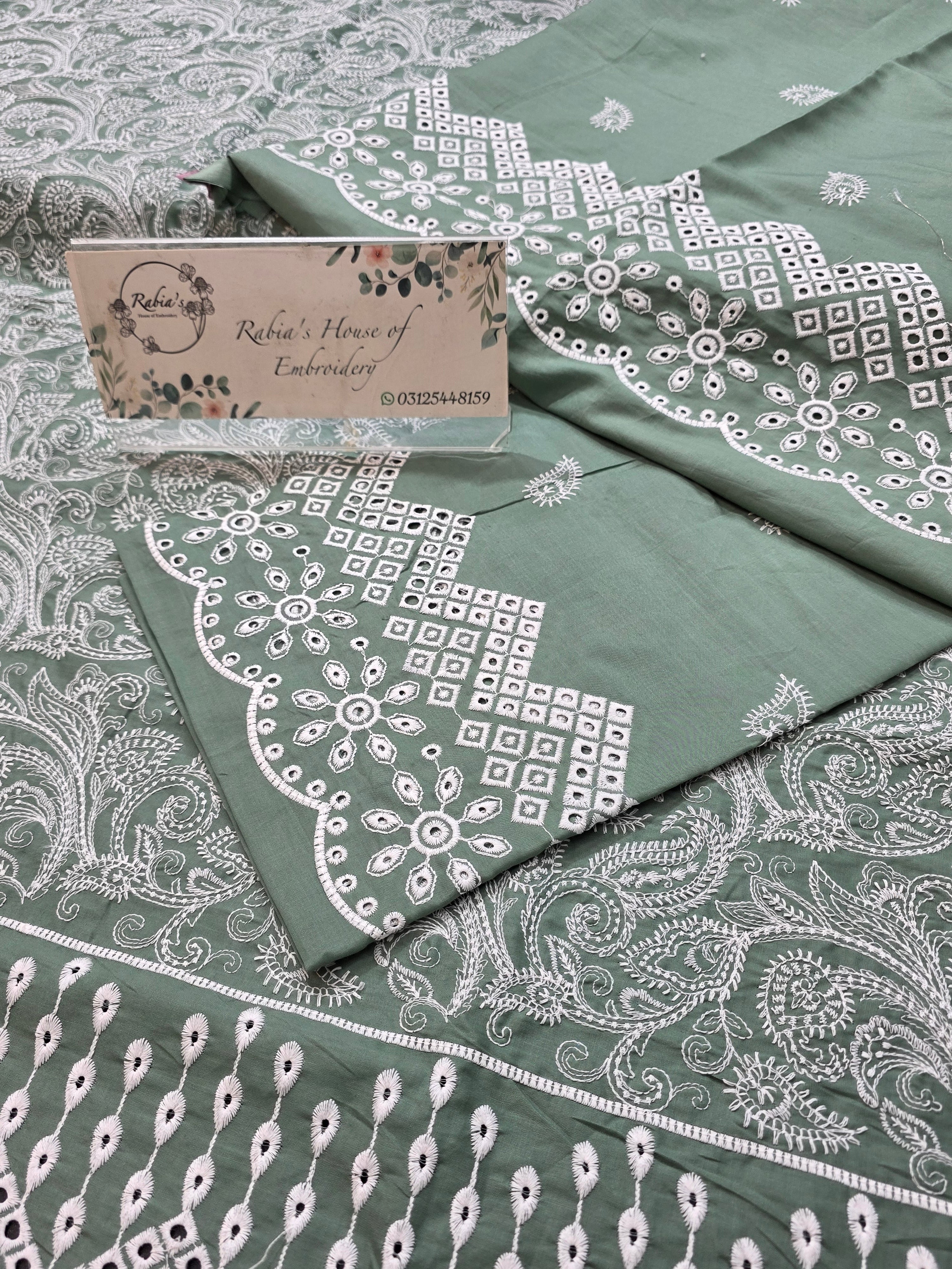 Lawn 4pc with chiffon duppatta