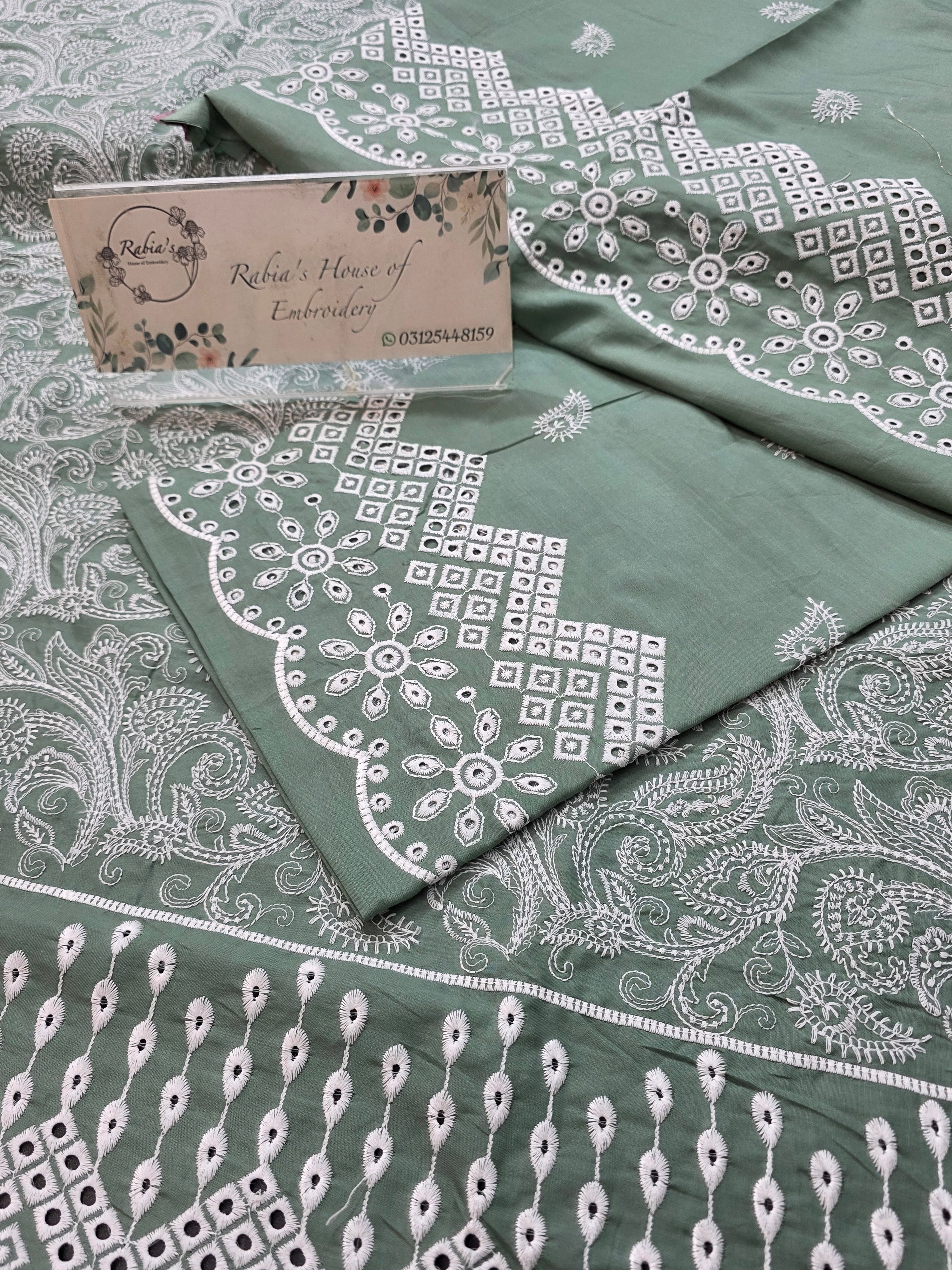 Lawn 4pc with chiffon duppatta