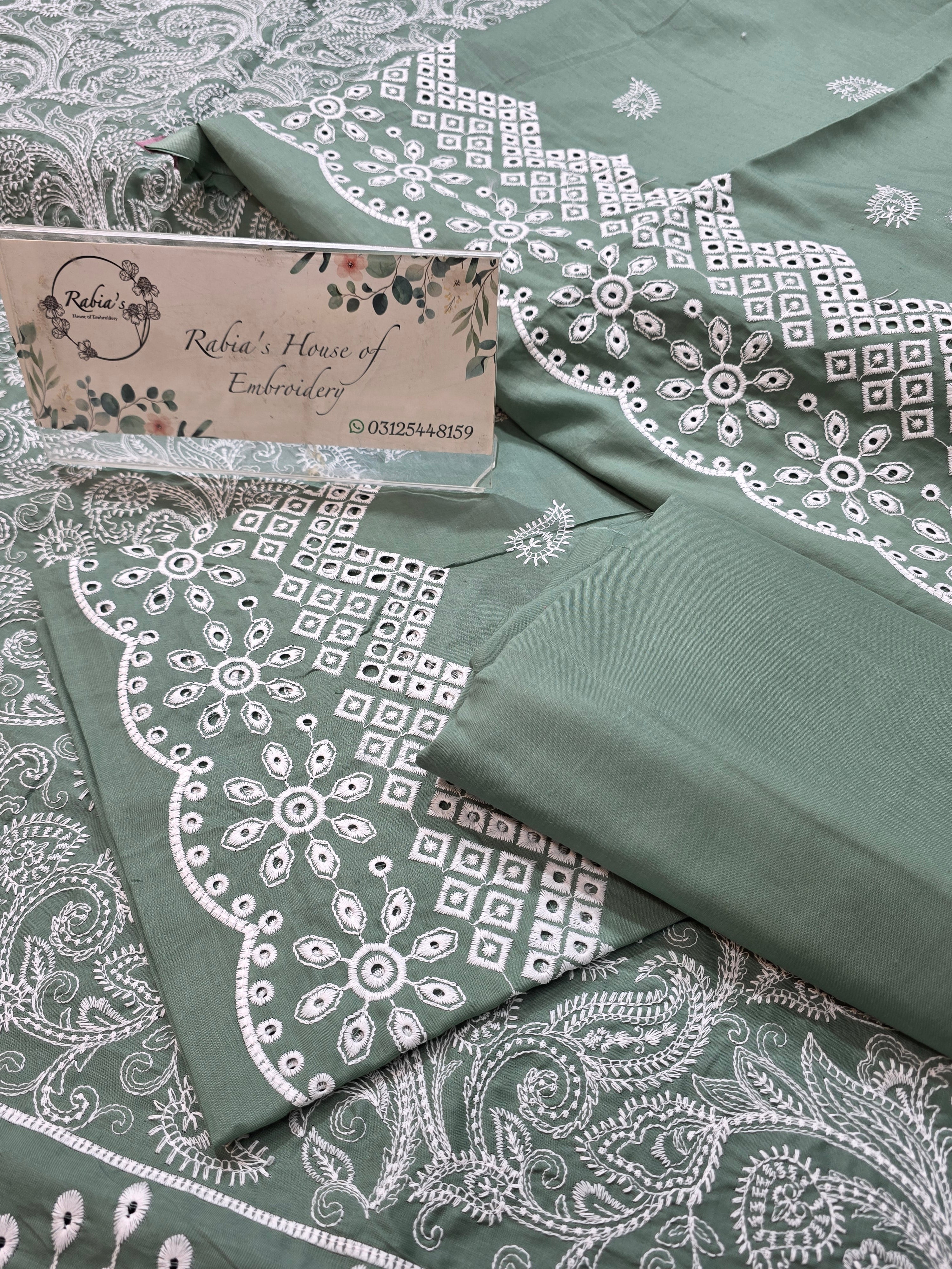Lawn 4pc with chiffon duppatta