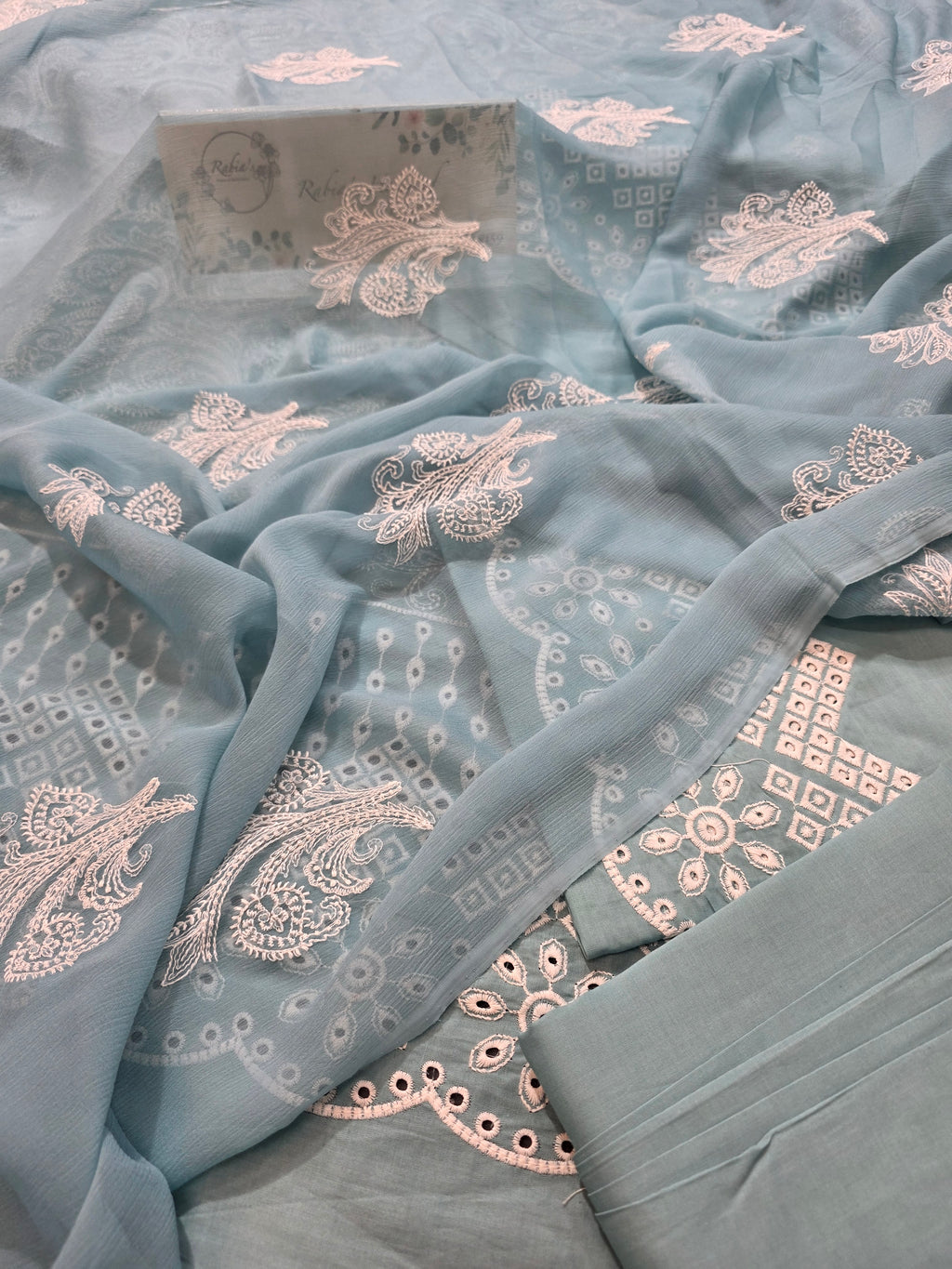 Lawn 4pc with chiffon duppatta