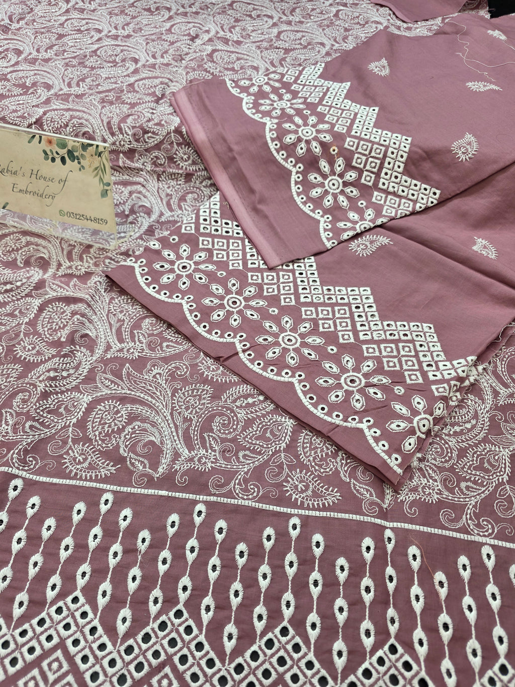 Lawn 4pc with chiffon duppatta