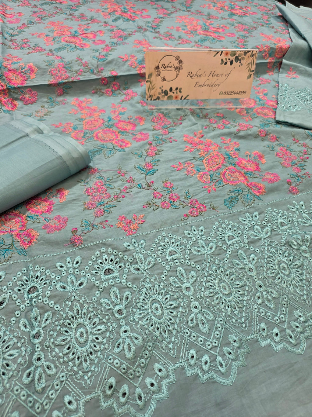 Lawn 4pc with chiffon duppatta