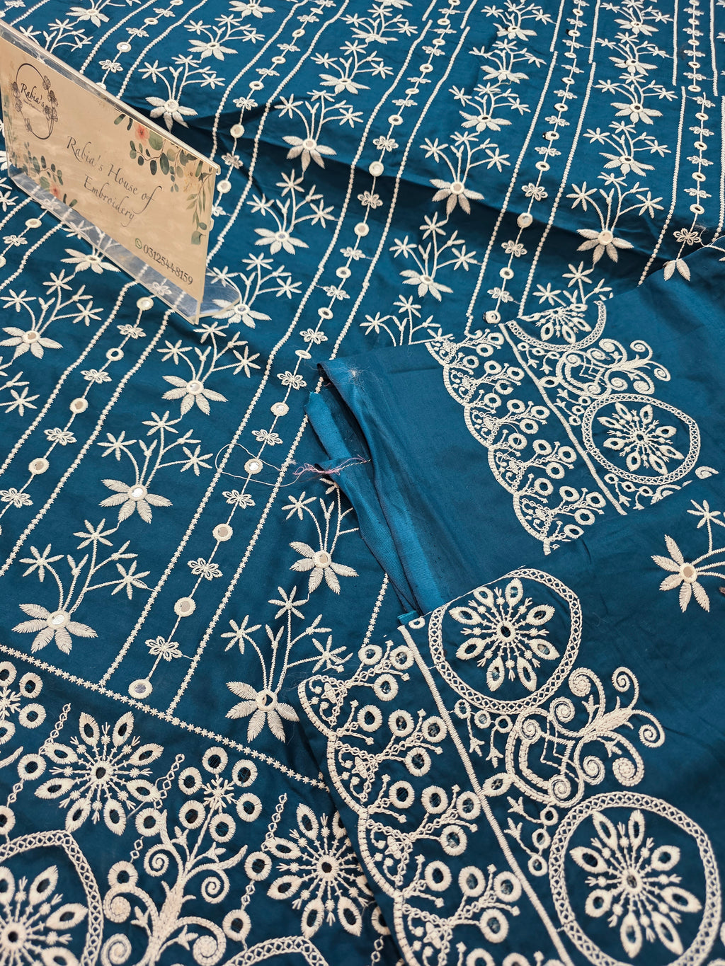 Lawn 4pc with chiffon duppatta