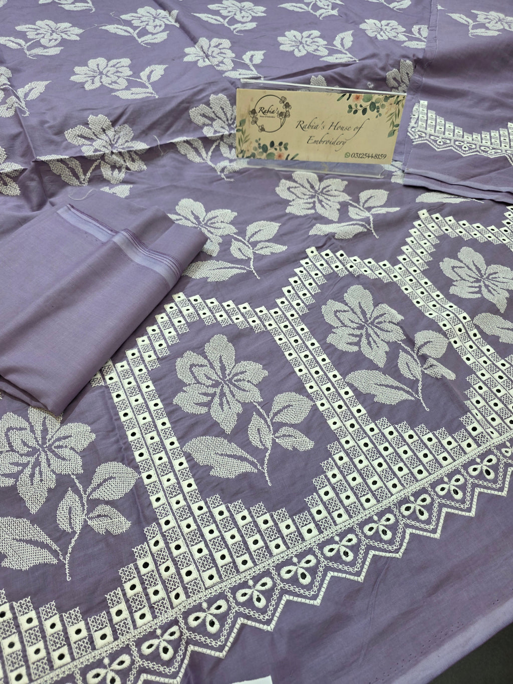 Lawn 4pc with chiffon duppatta