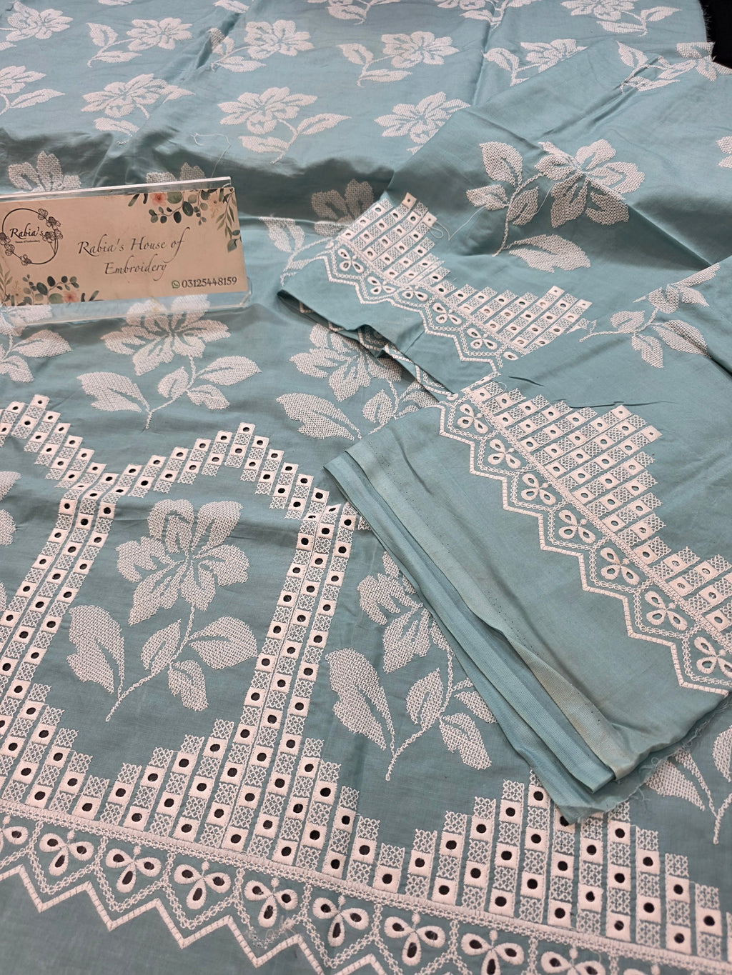 Lawn 4pc with chiffon duppatta