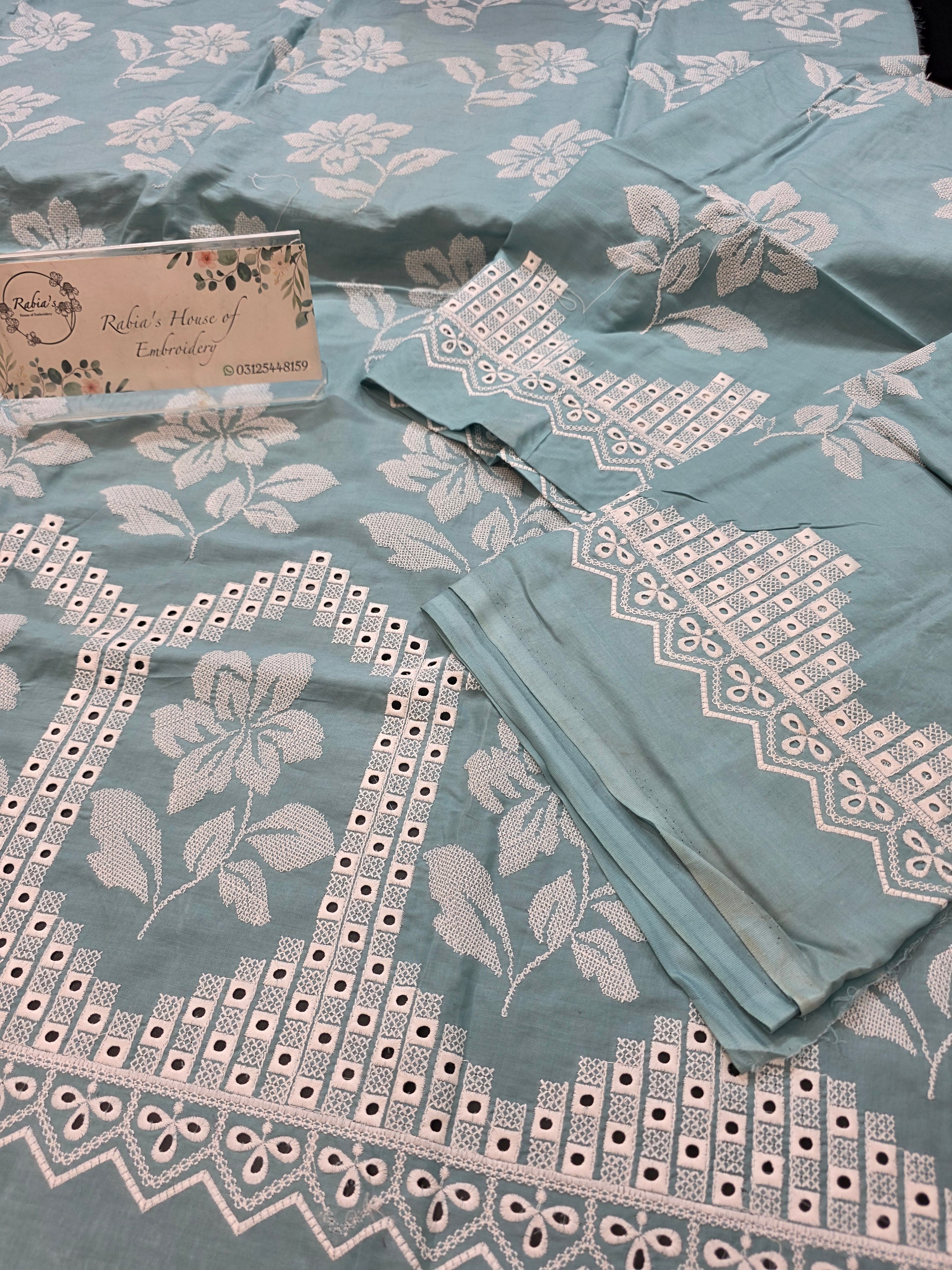 Lawn 4pc with chiffon duppatta