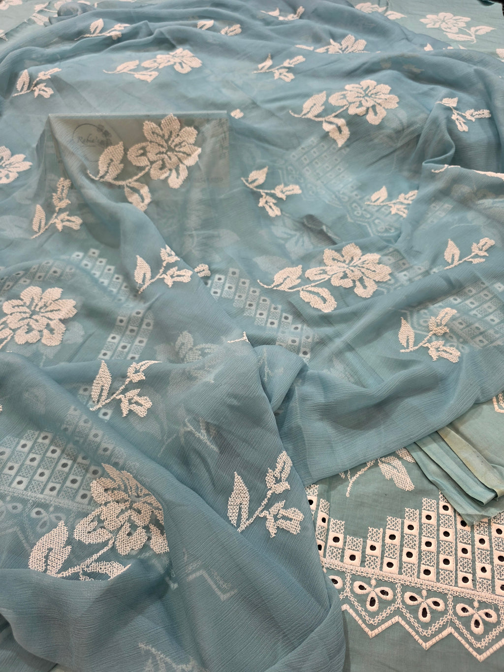 Lawn 4pc with chiffon duppatta