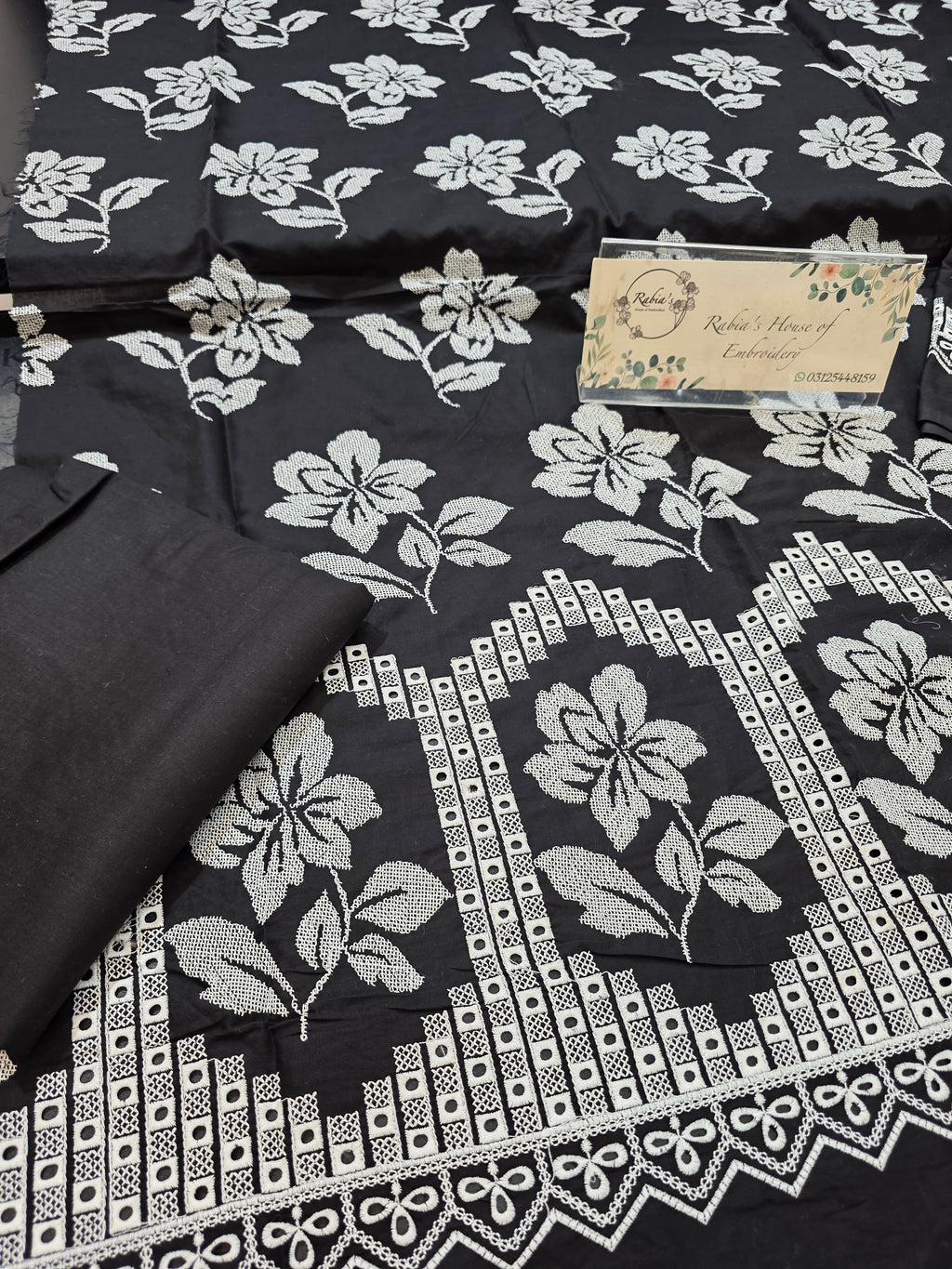Lawn 4pc with chiffon duppatta
