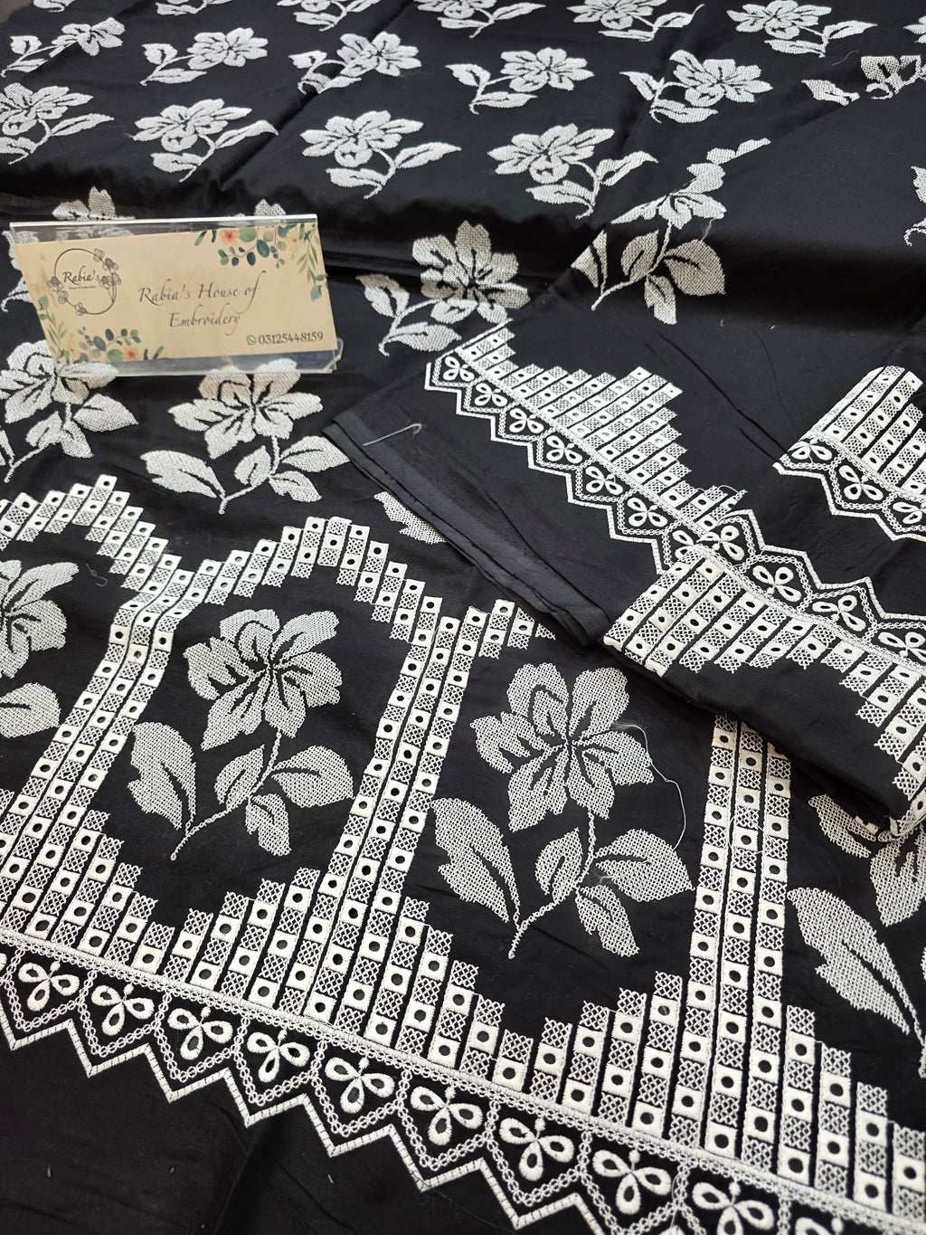 Lawn 4pc with chiffon duppatta