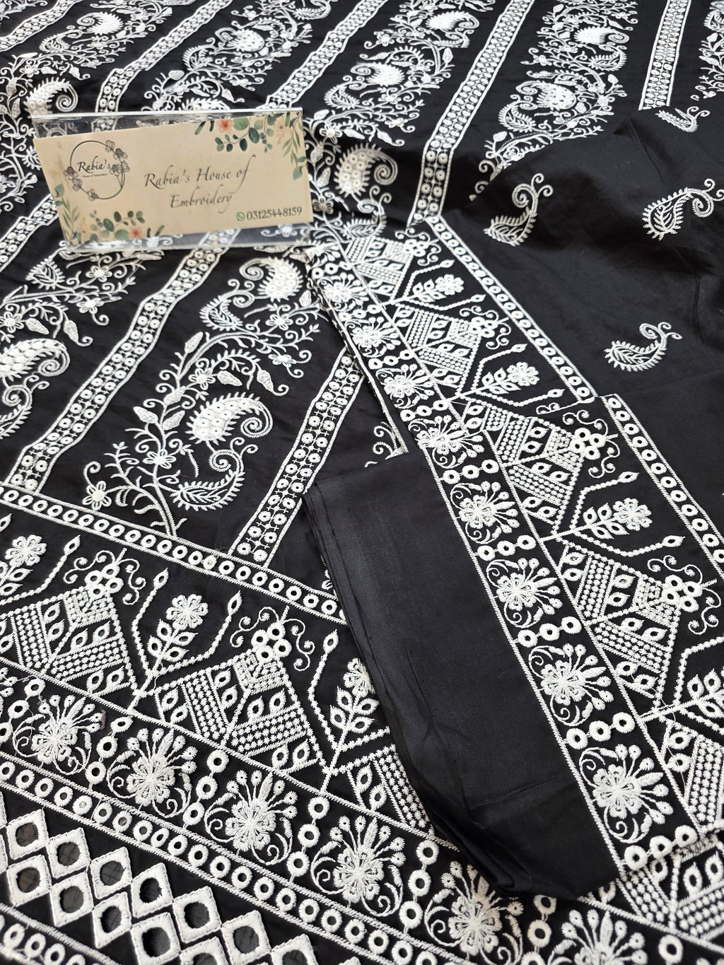 Lawn 4pc with chiffon duppatta