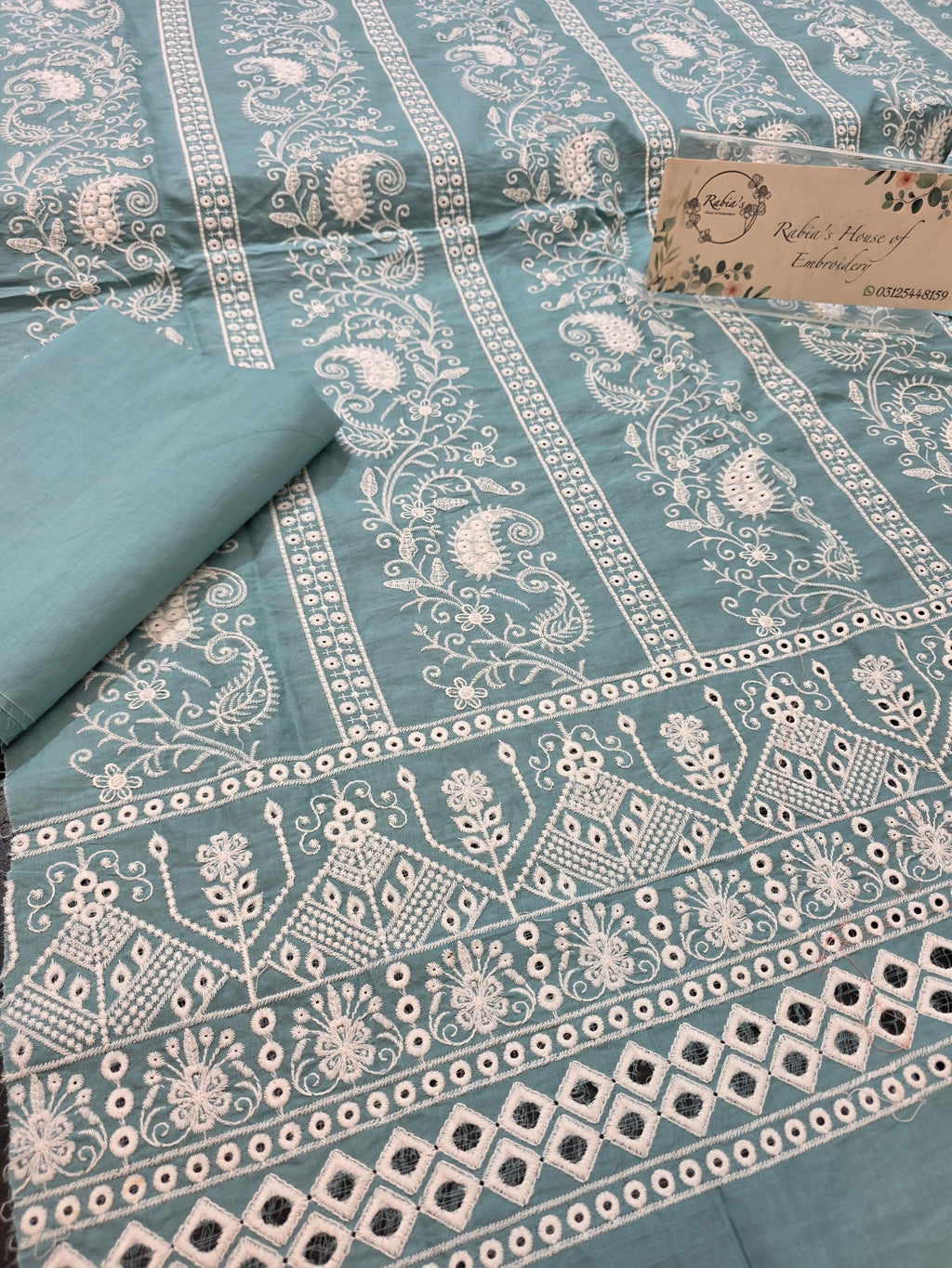 Lawn 4pc with chiffon duppatta