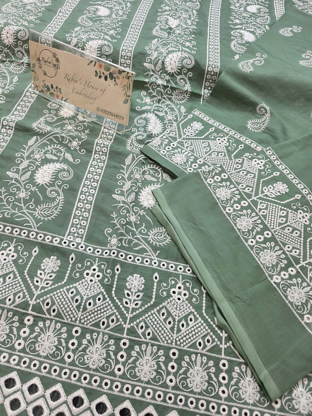 Lawn 4pc with chiffon duppatta