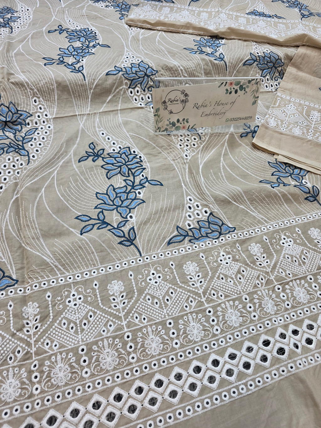 Lawn 4pc with chiffon duppatta