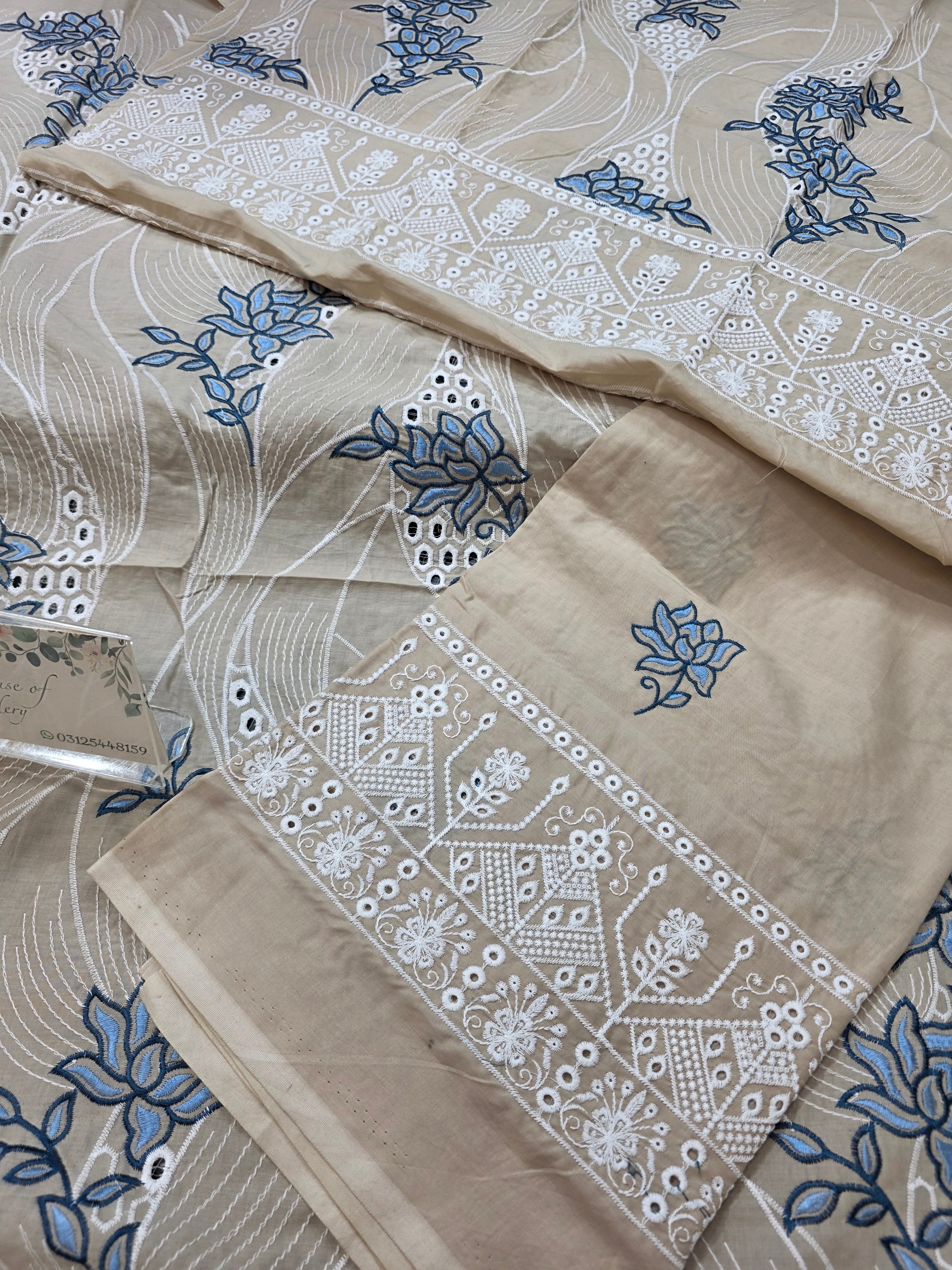 Lawn 4pc with chiffon duppatta