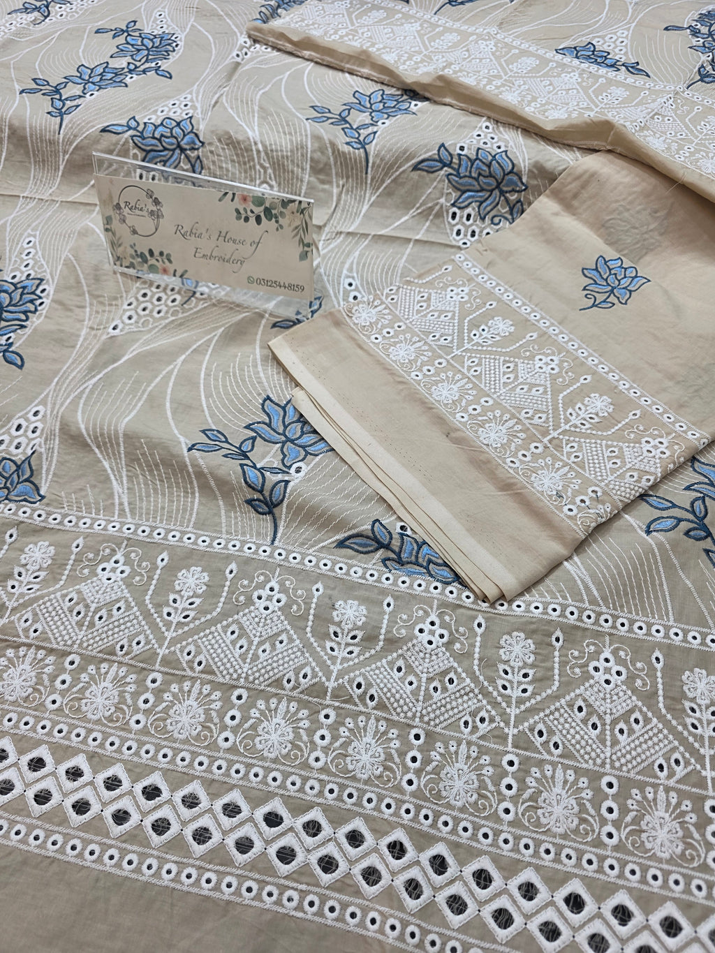Lawn 4pc with chiffon duppatta